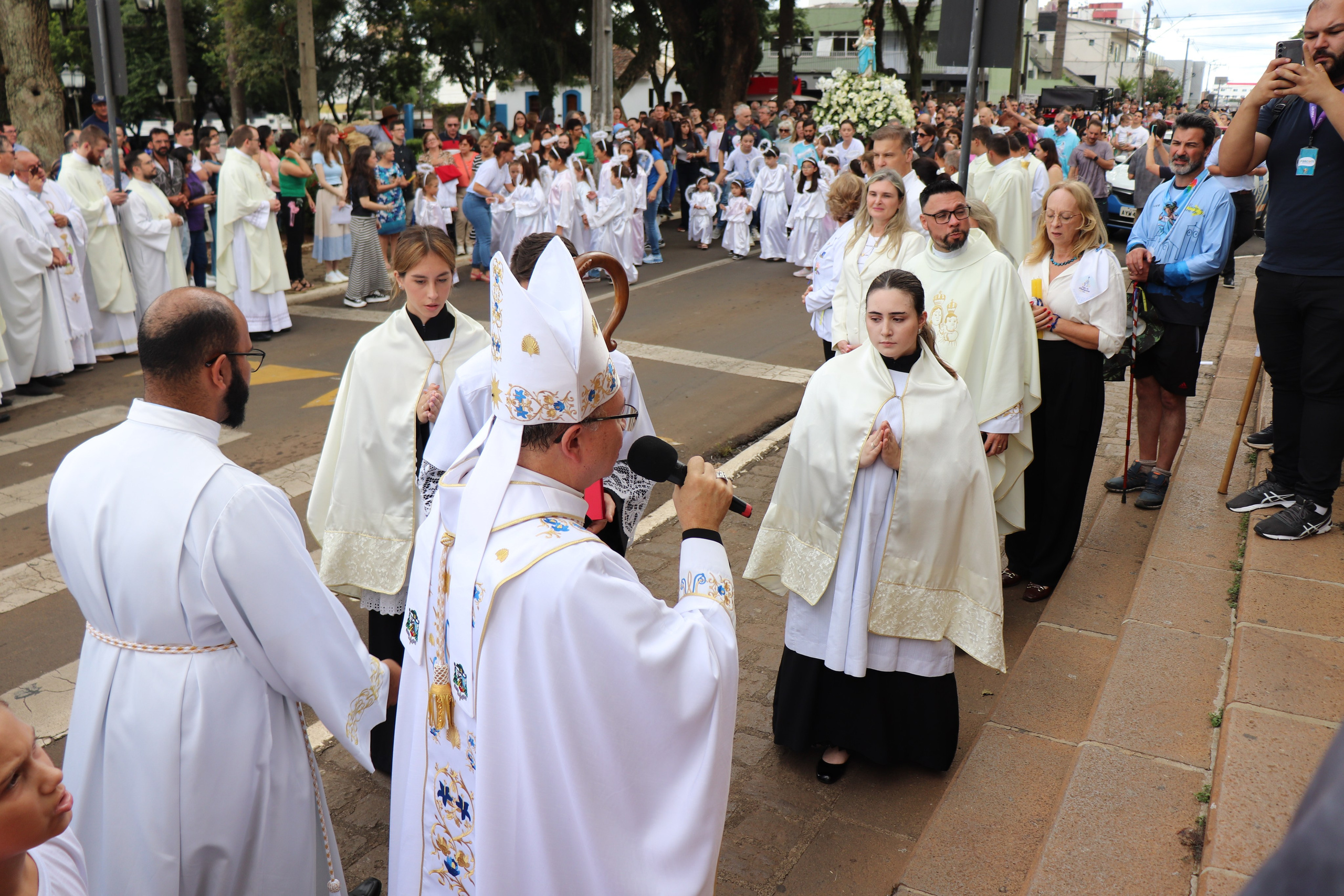 Peregrinação Nossa Senhora de Belém. Fotografia e Filmagem Handa Produções