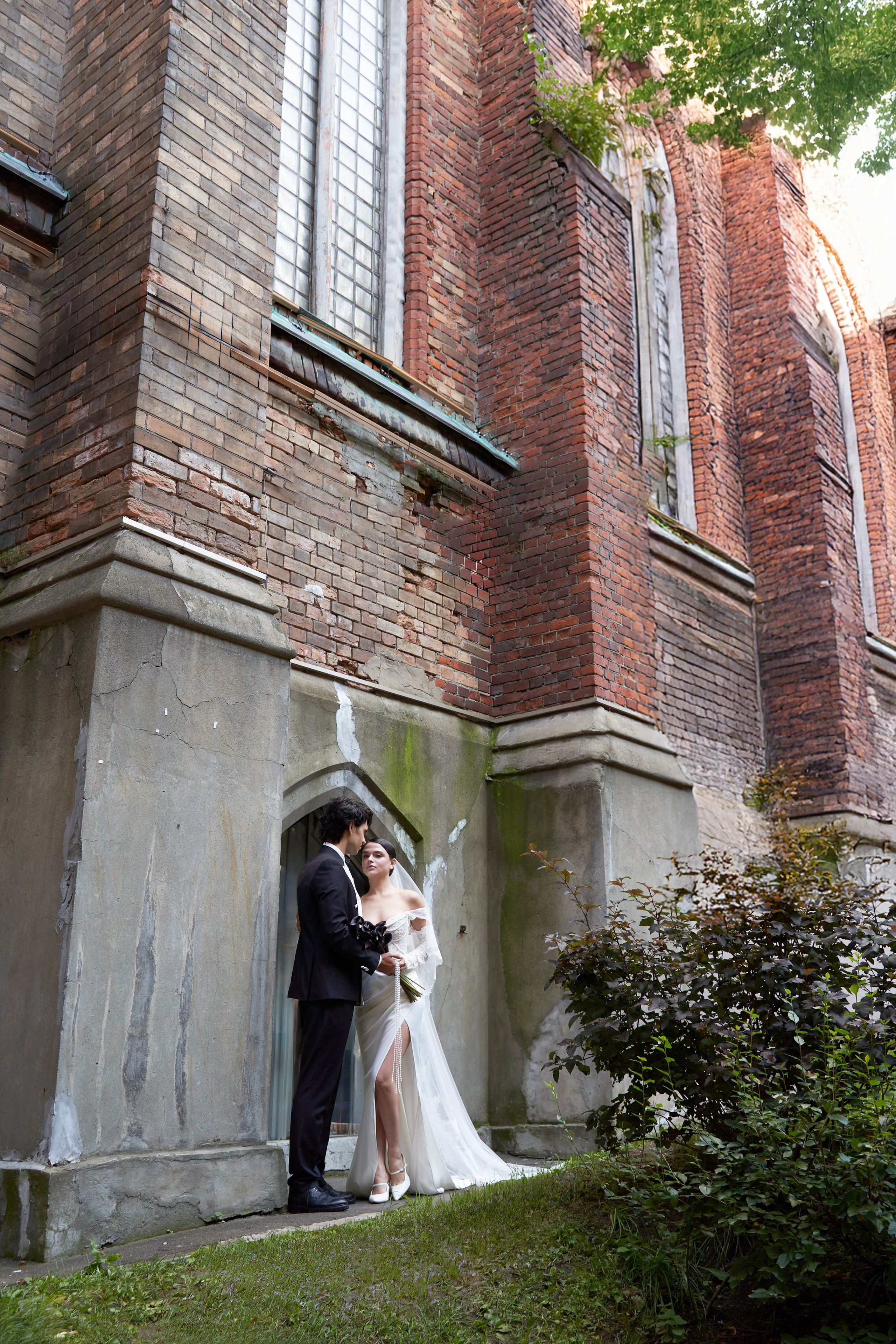Cathedral Ceremony. Gabriela & Luis. Wedding & Portrait Photographer in Cancun, Tulum & Mexico City — Elena Ruzgis