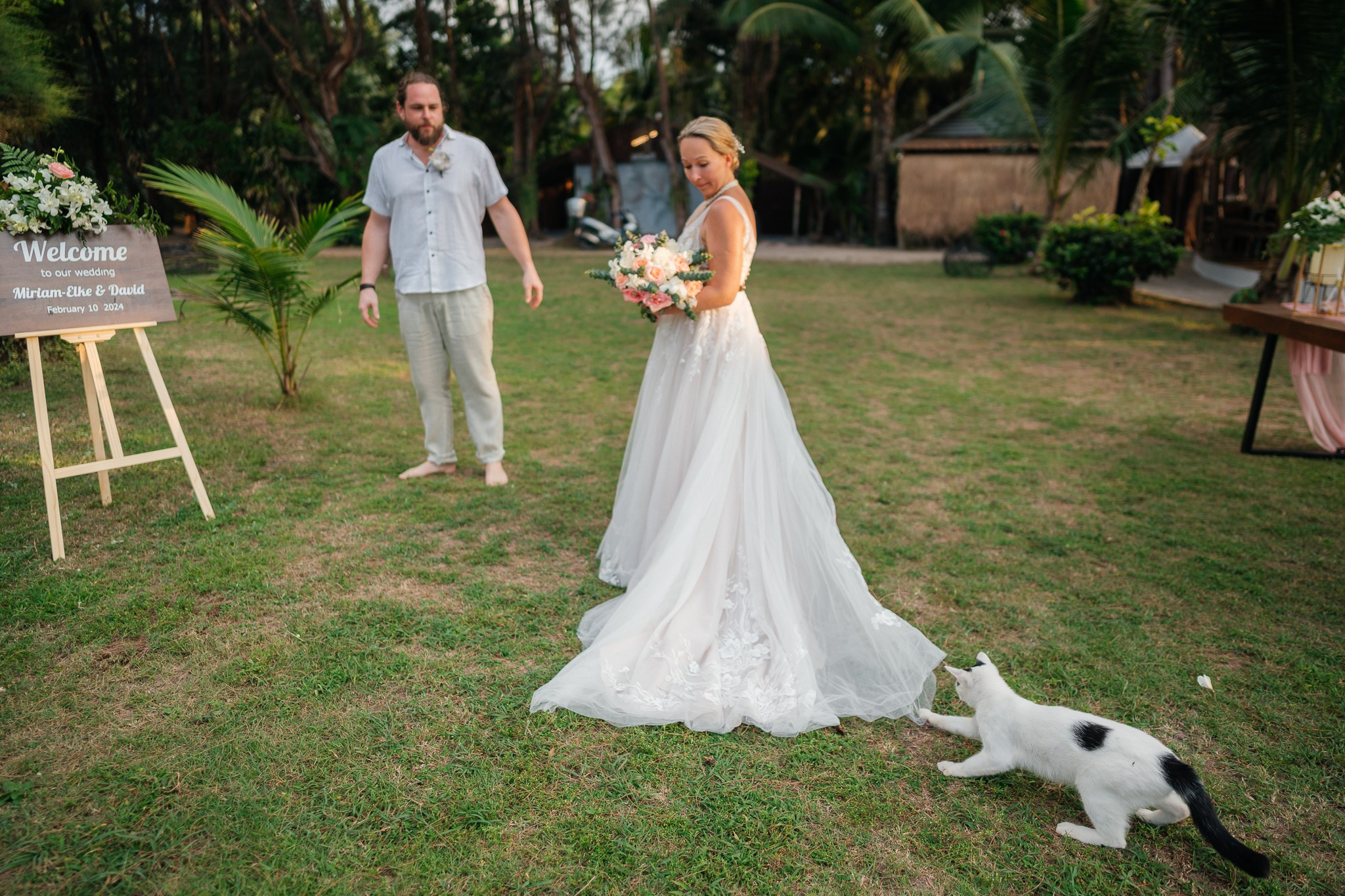 Wedding on the Beach in Koh Samui, Thailand with Friends and Family