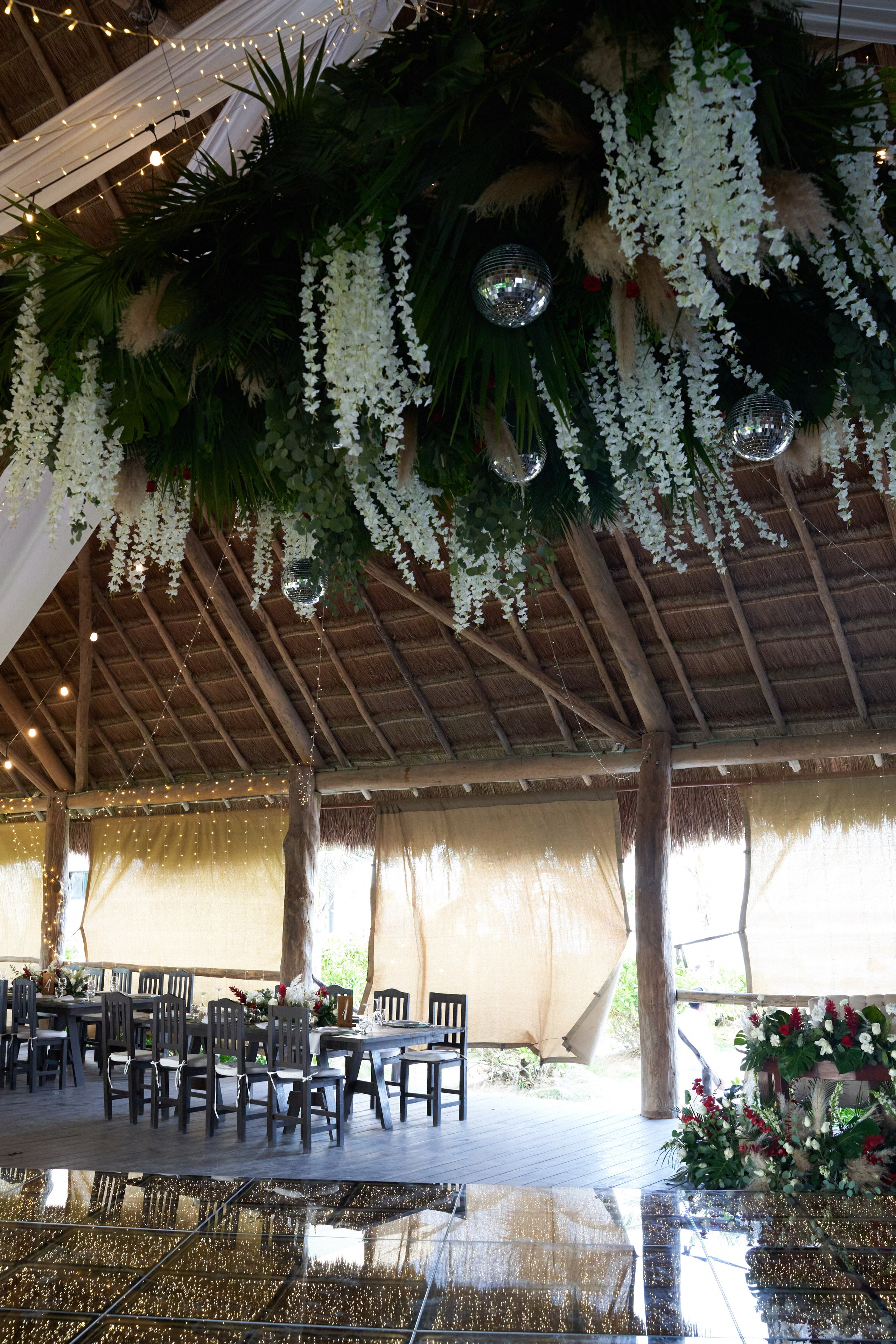 Elegant destination wedding in Mexico