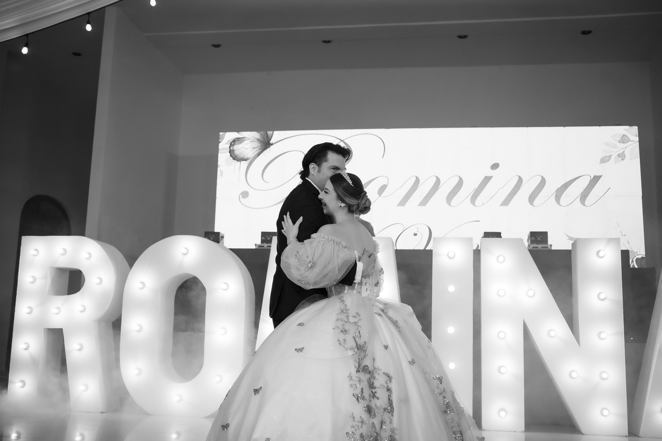 XV AÑOS ROMINA. Simón Enríquez Studio