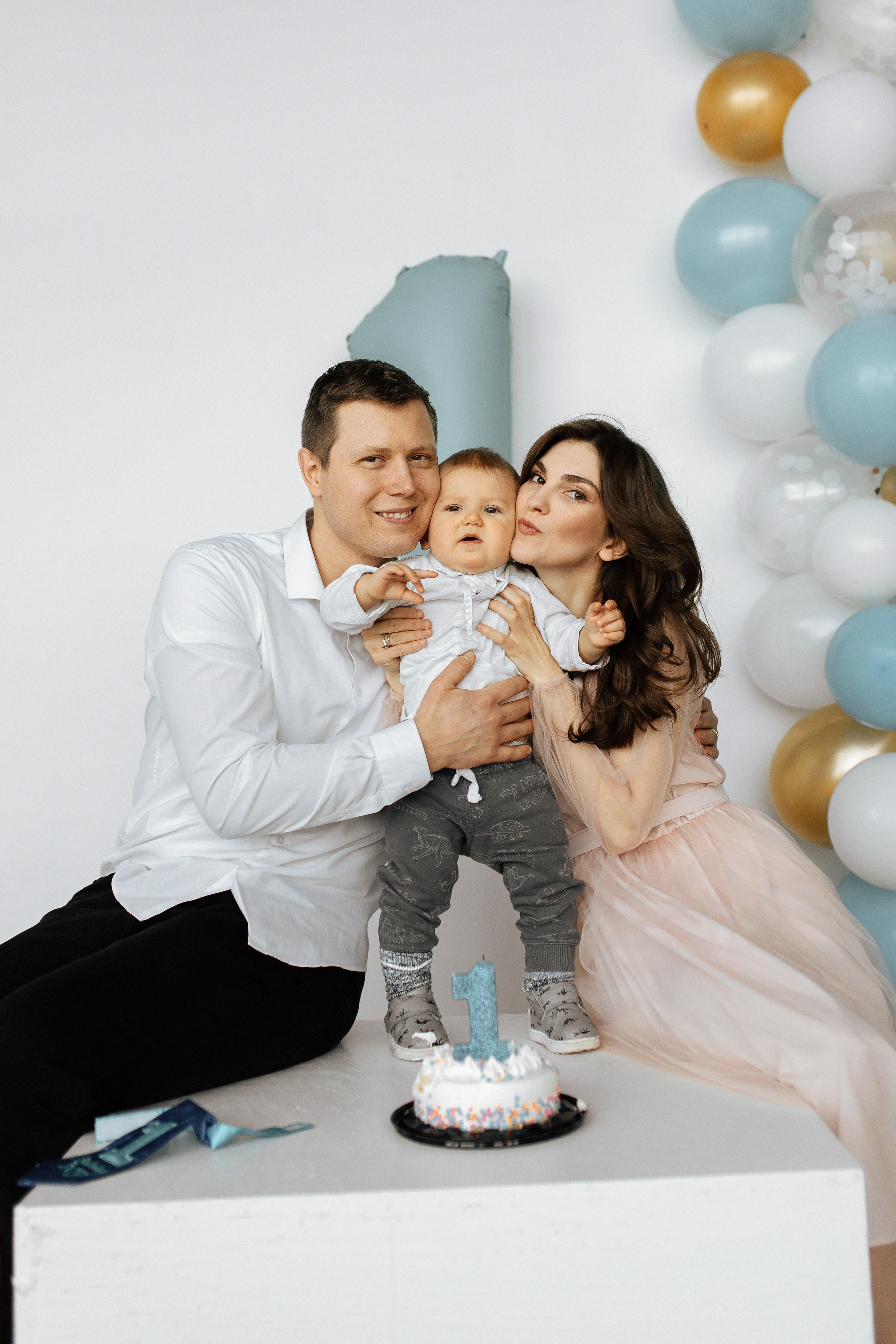 Aleksandr’s first birthday. Photographer Elvira Hryshchenko