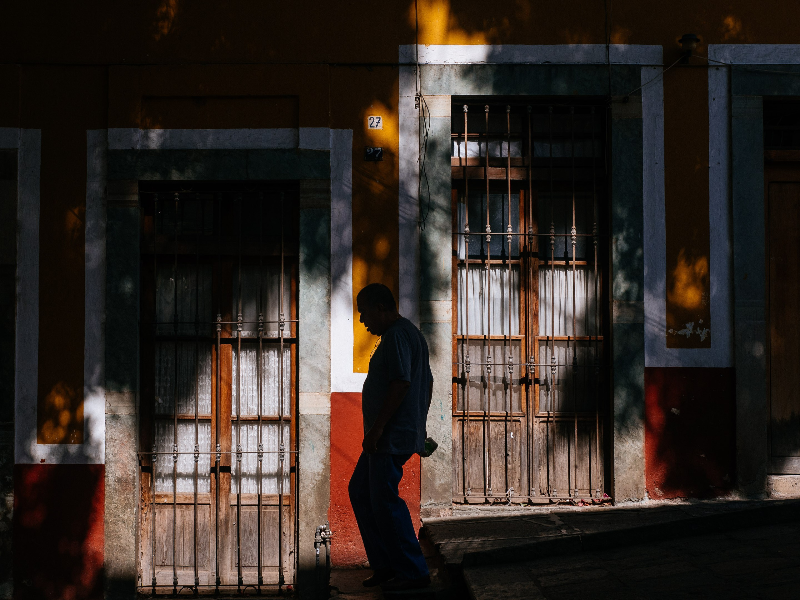 Federico Borobio  — Fotografía callejera y documental