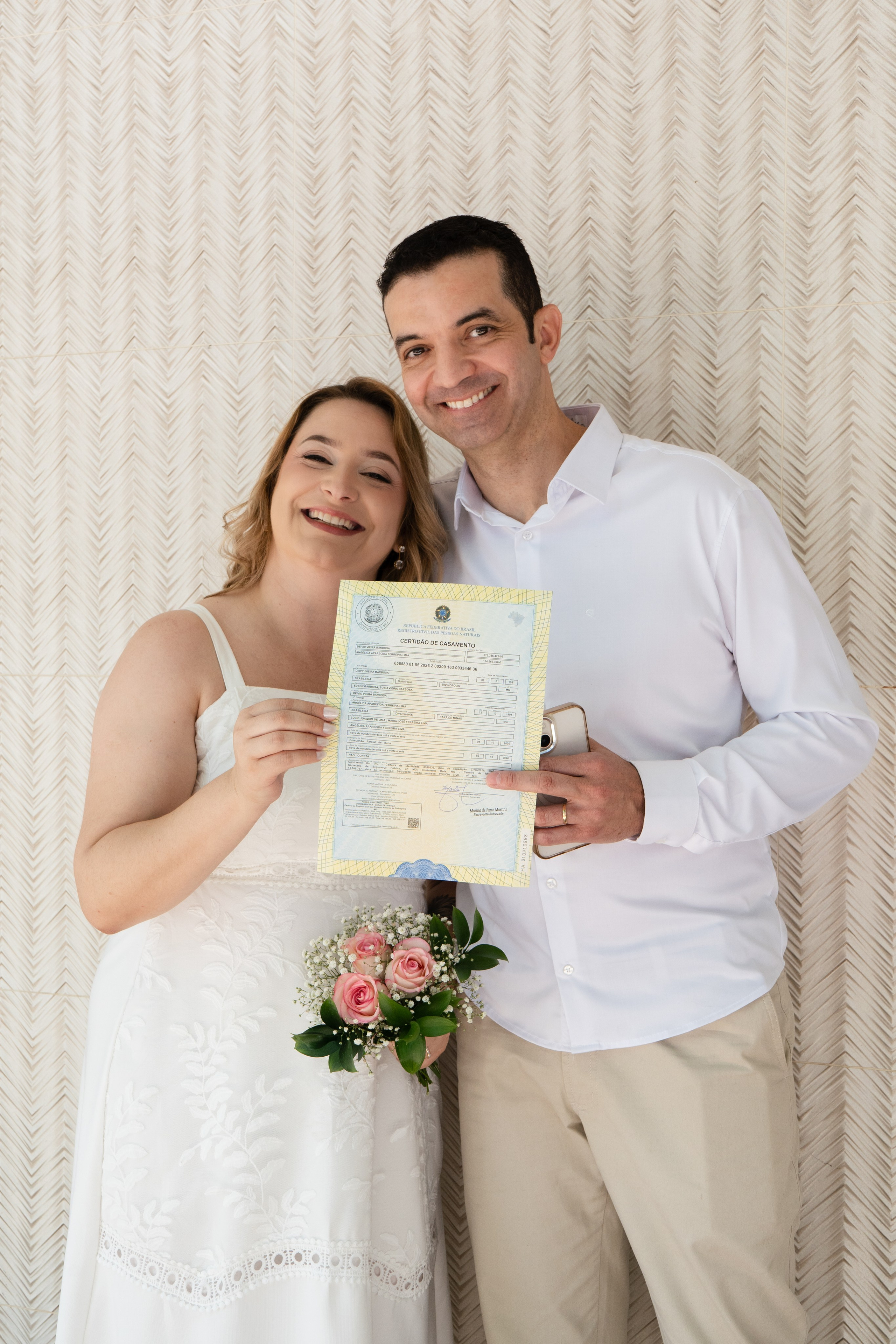 David & Angélica — Gestos de permanência | Casamento civil. Tiago Severo | Fotografia