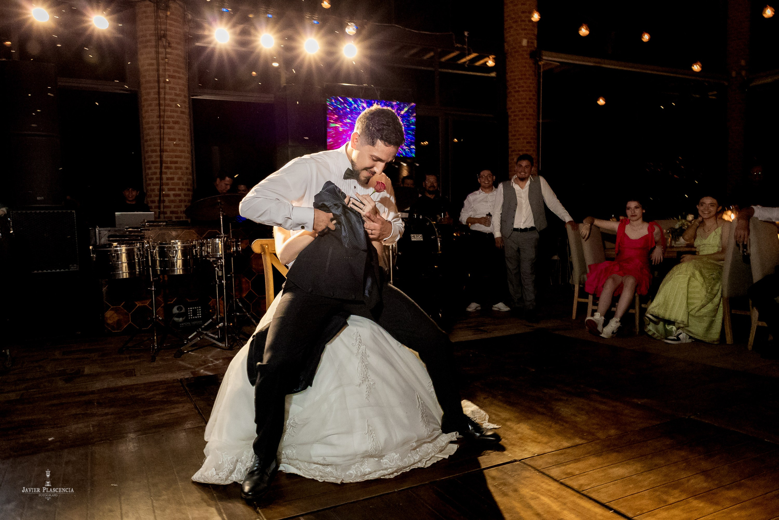 Alondra y Alex. Javier Plascencia Fotografo de Bodas en México