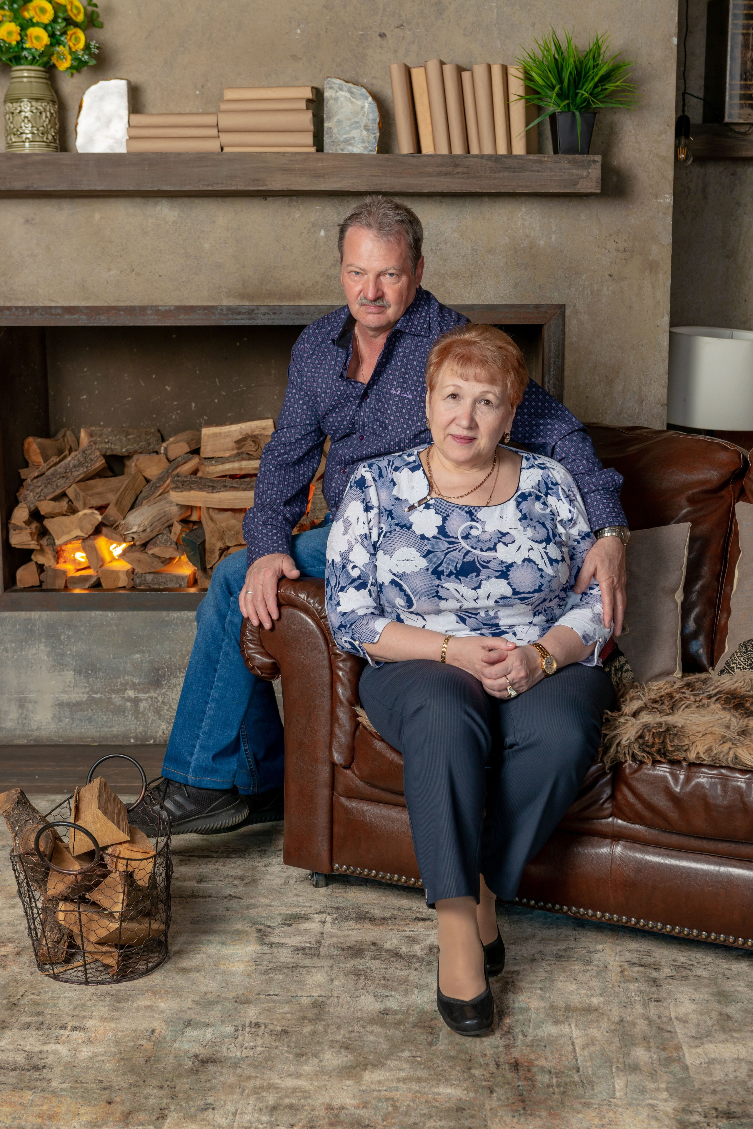 Photosession of a married couple in the studio. PHOTOGRAPHER QUINTANA ROO