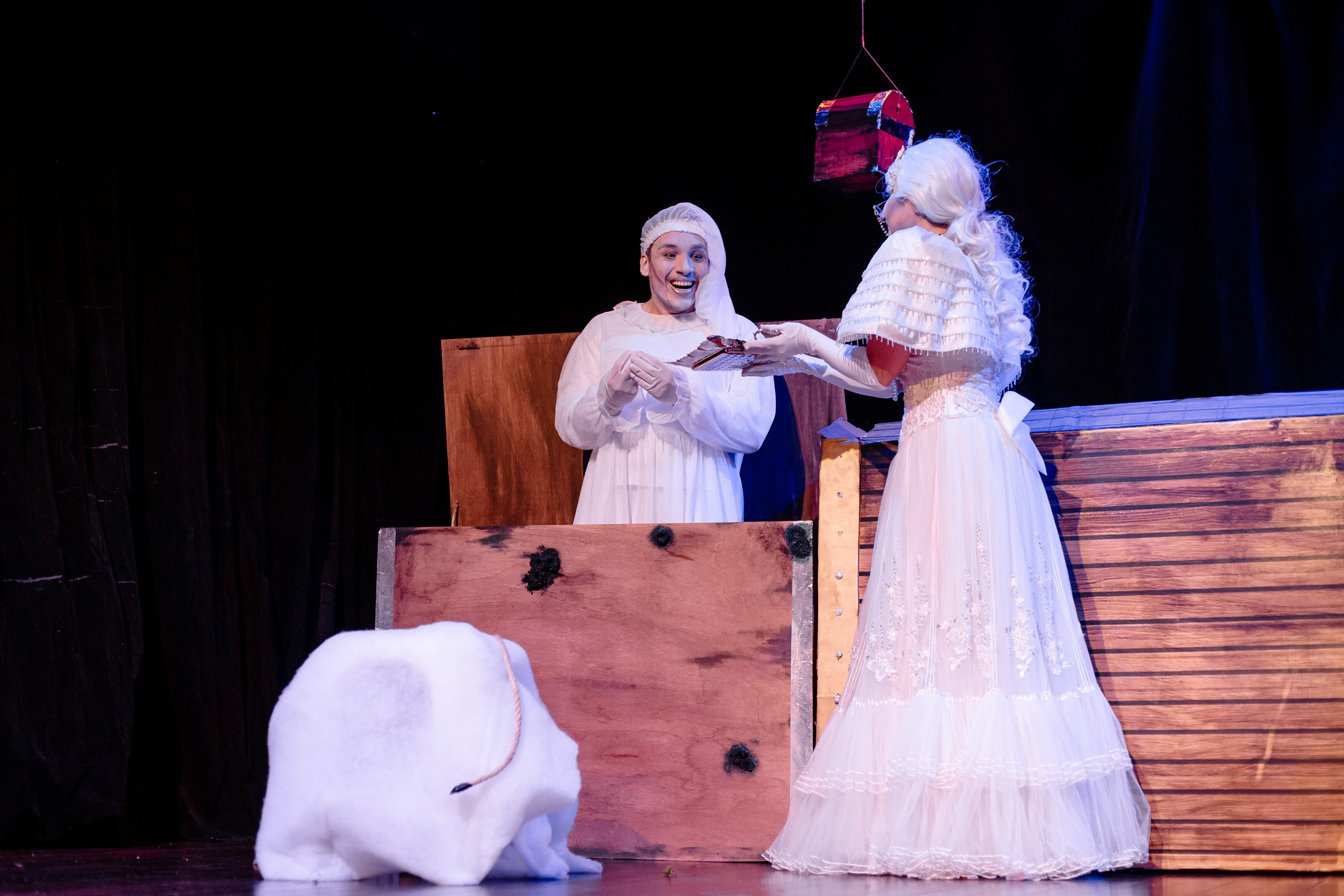 Fotografia de Espetáculo Pluft: O Fantasminha do grupo de teatro Anchieta Arte Cênica