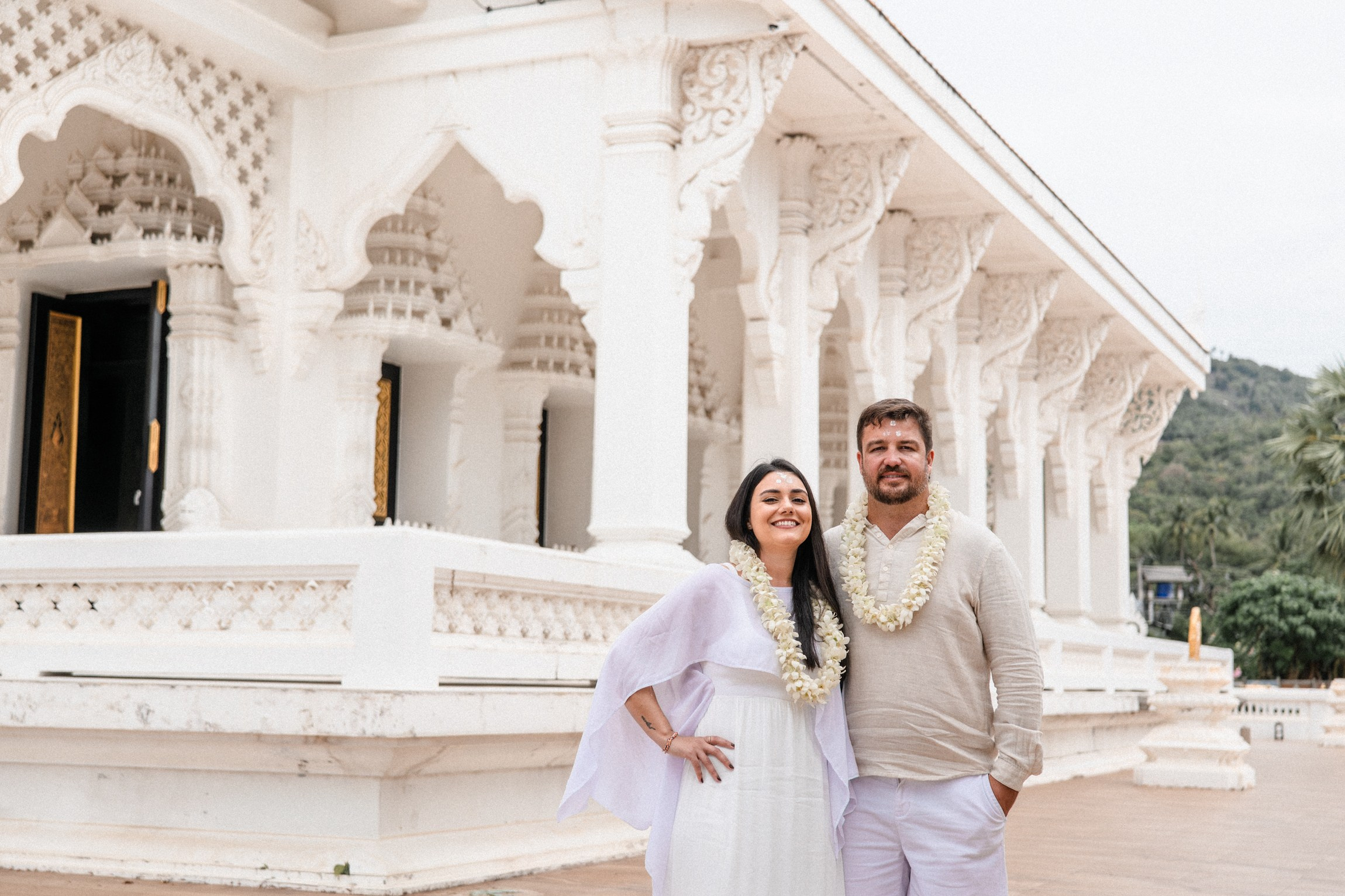 Traditional Buddhist Wedding Ceremony in Temple on Koh Samui | Wedding Planner