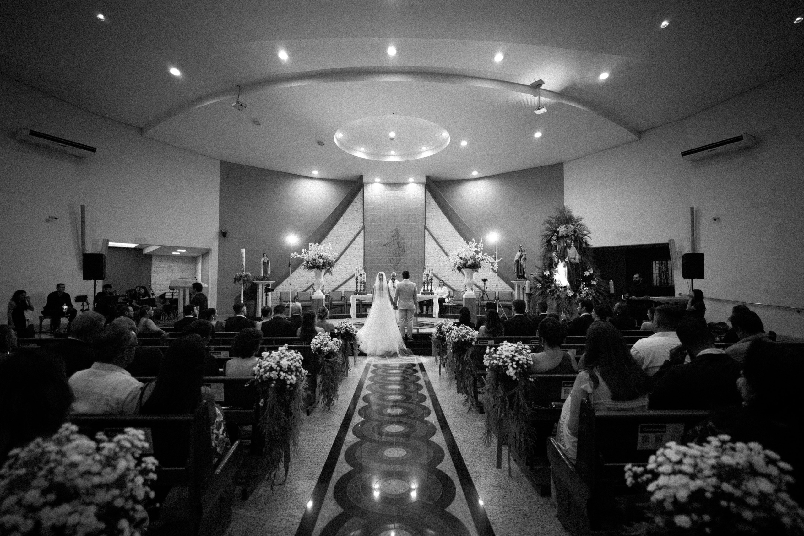 Henrique e Renata // Casamento. Tadeu Fotógrafo de Casamento