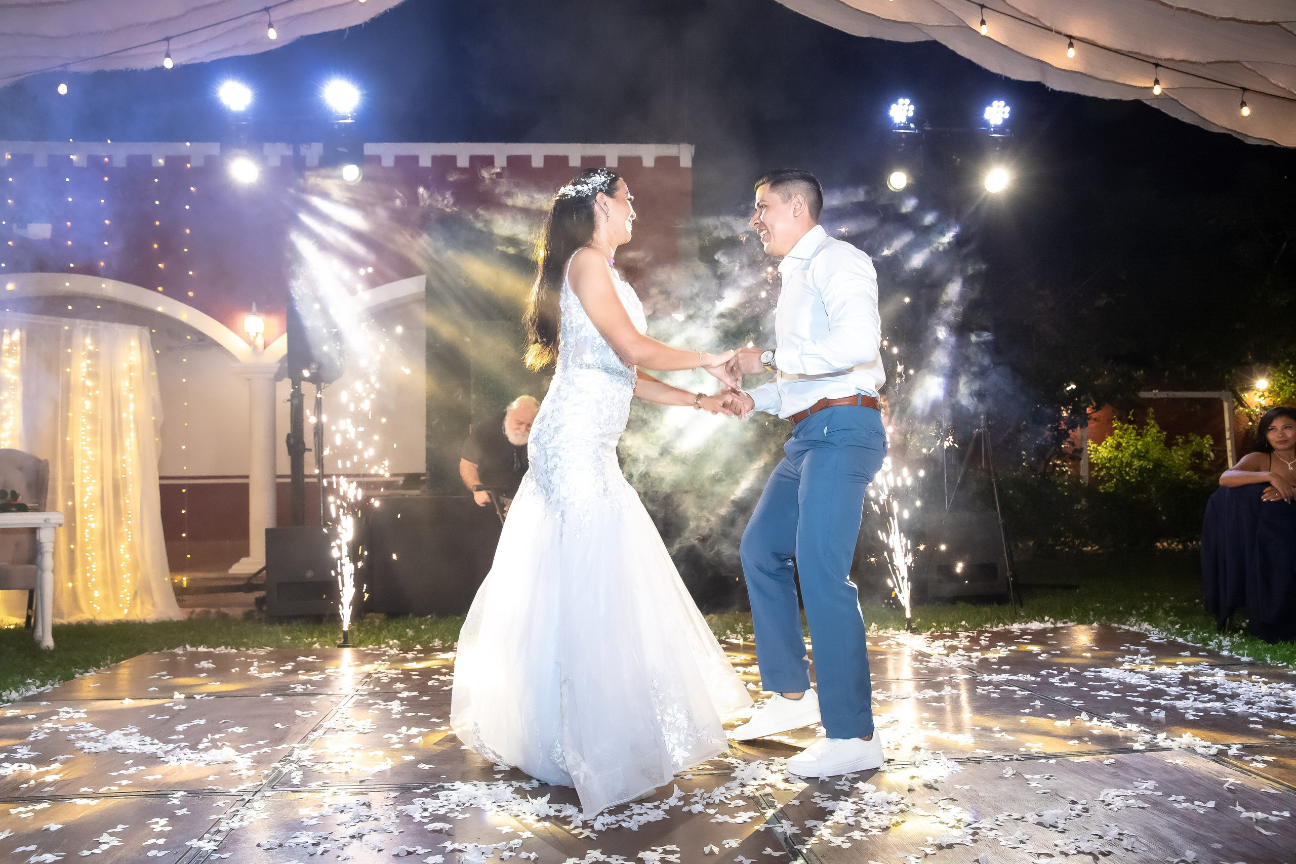 Delta & Cesar. Simón Enríquez Studio