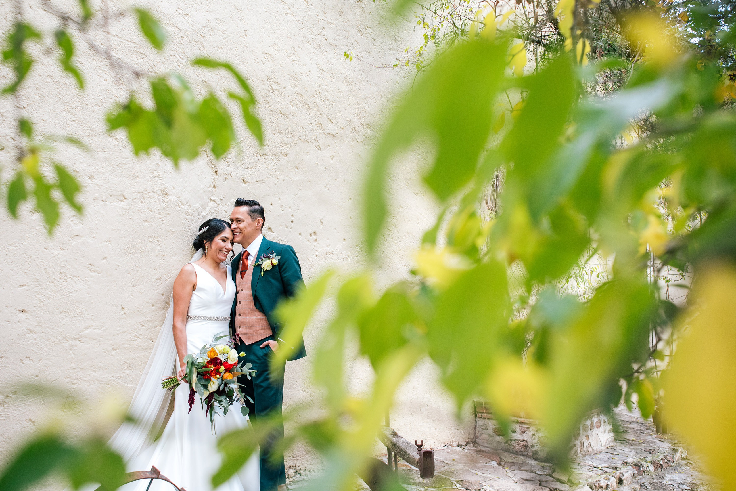 Formal. Wedding Photographer Ruth Preciado