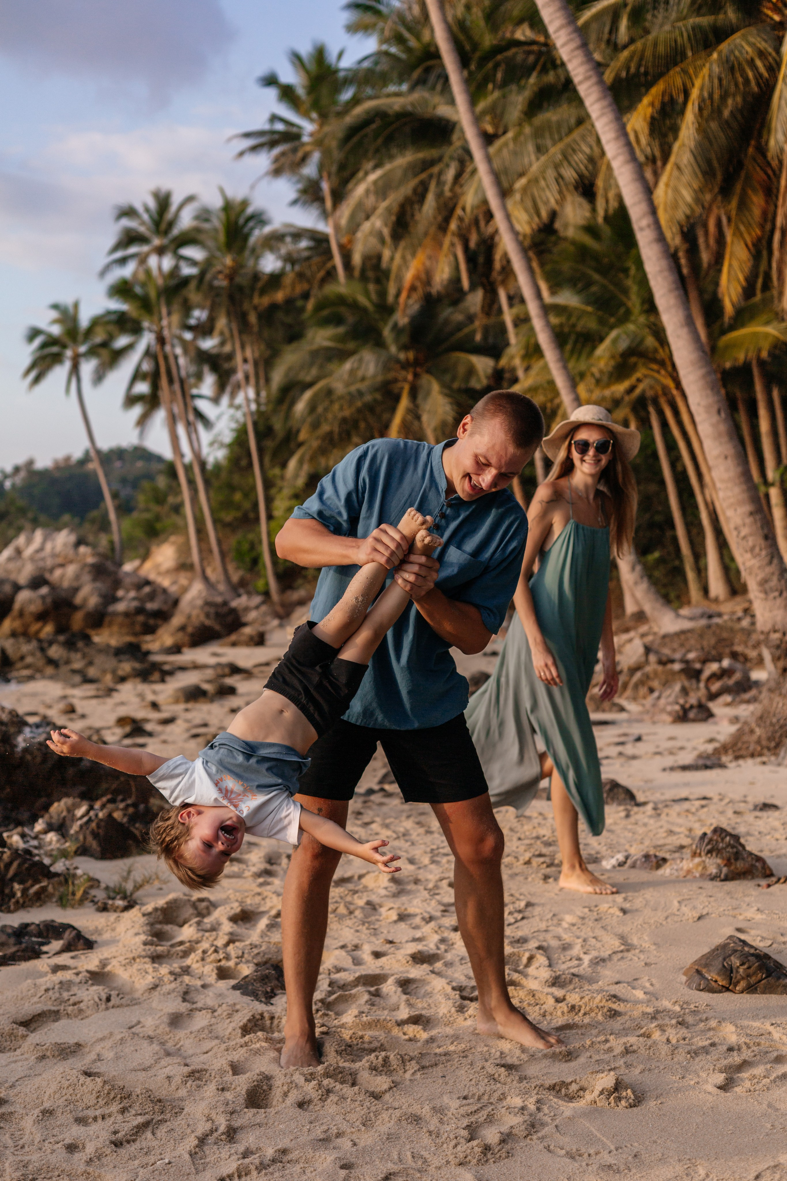 Family photography by the sea in Koh Samui