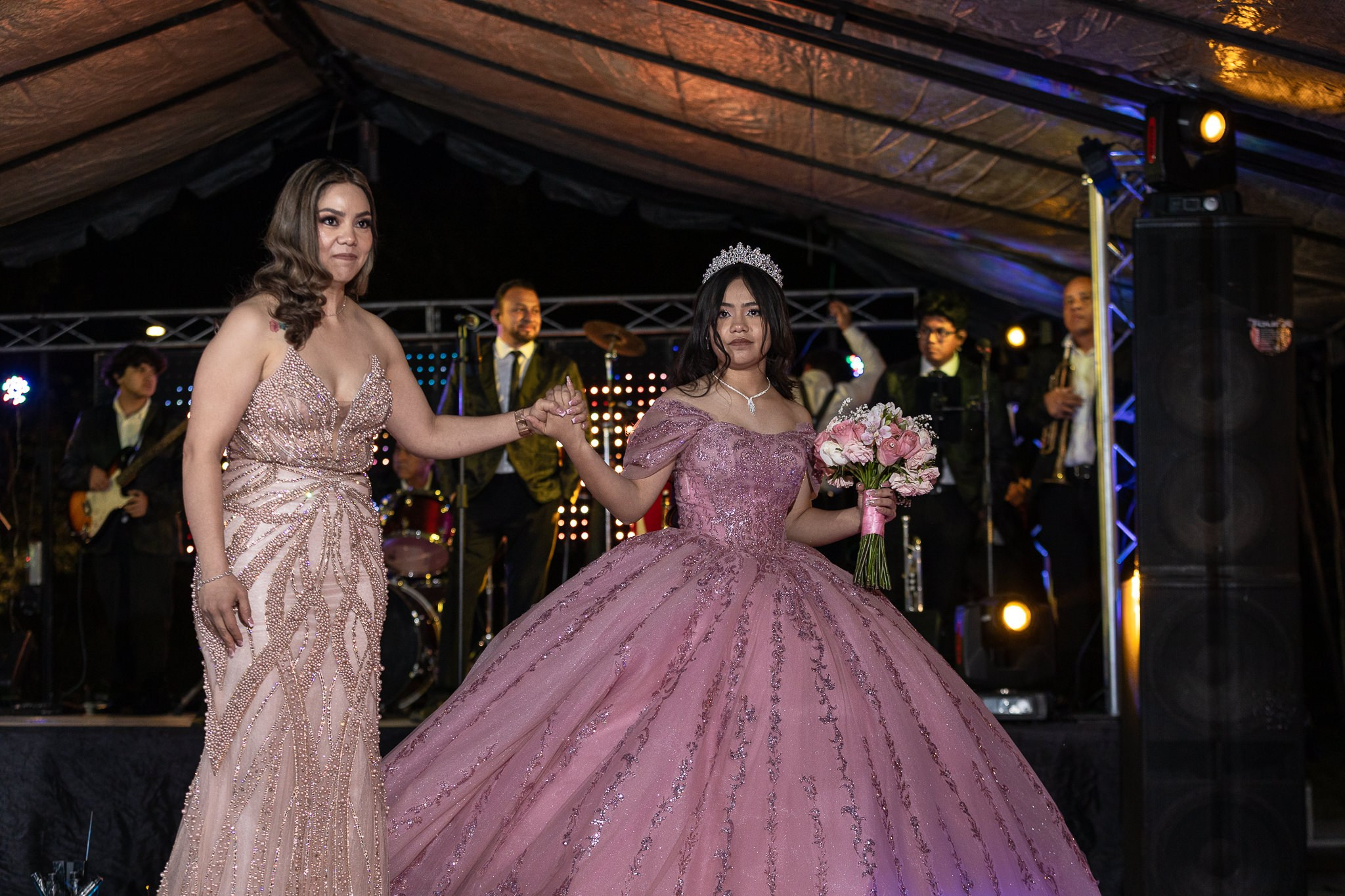 Ángela XV — Más que una celebración, una historia para contar. Lg Fotografia