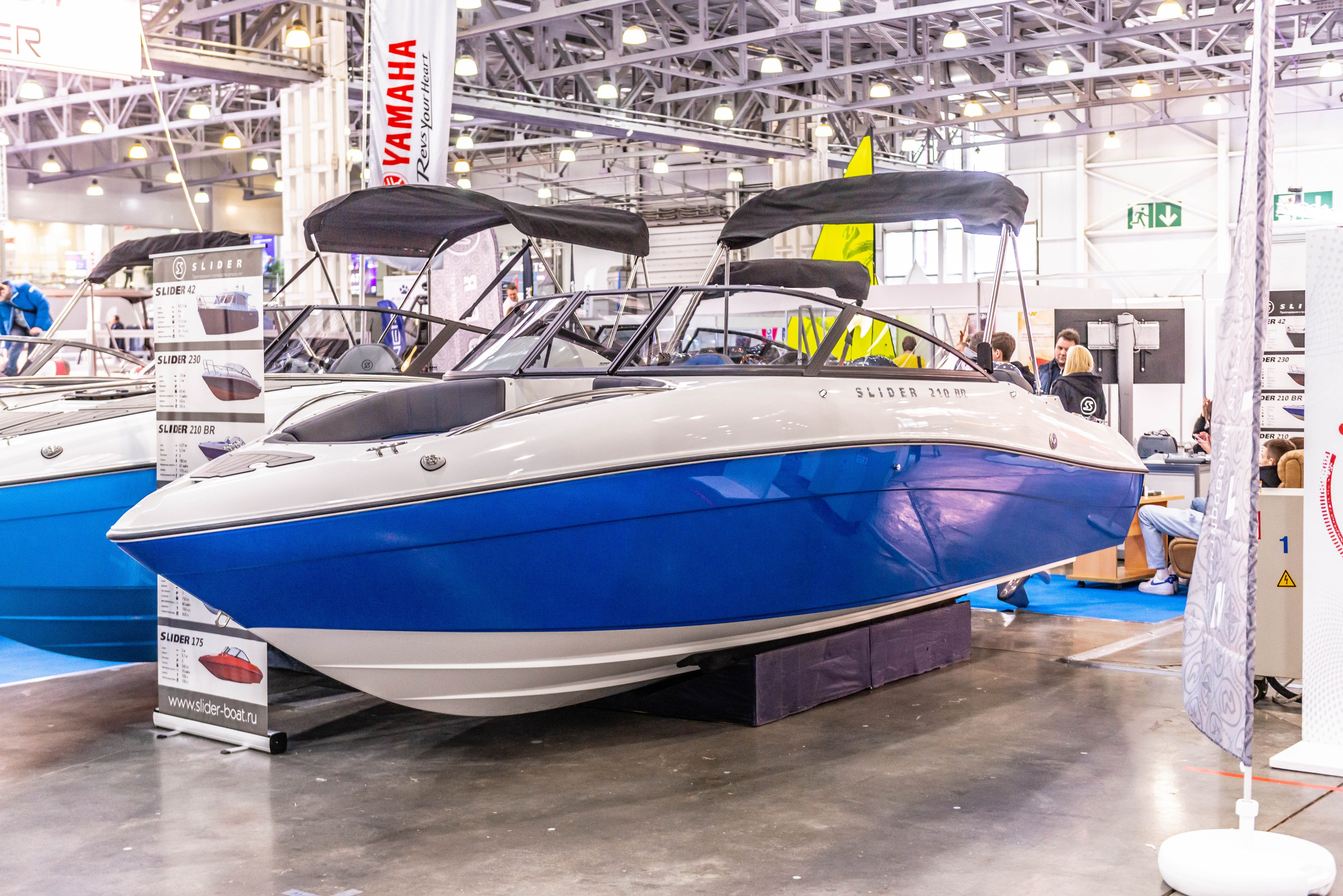 Фотосъемка лодок на Moscow Boat Show 2022. PHOTOGRAPHER QUINTANA ROO