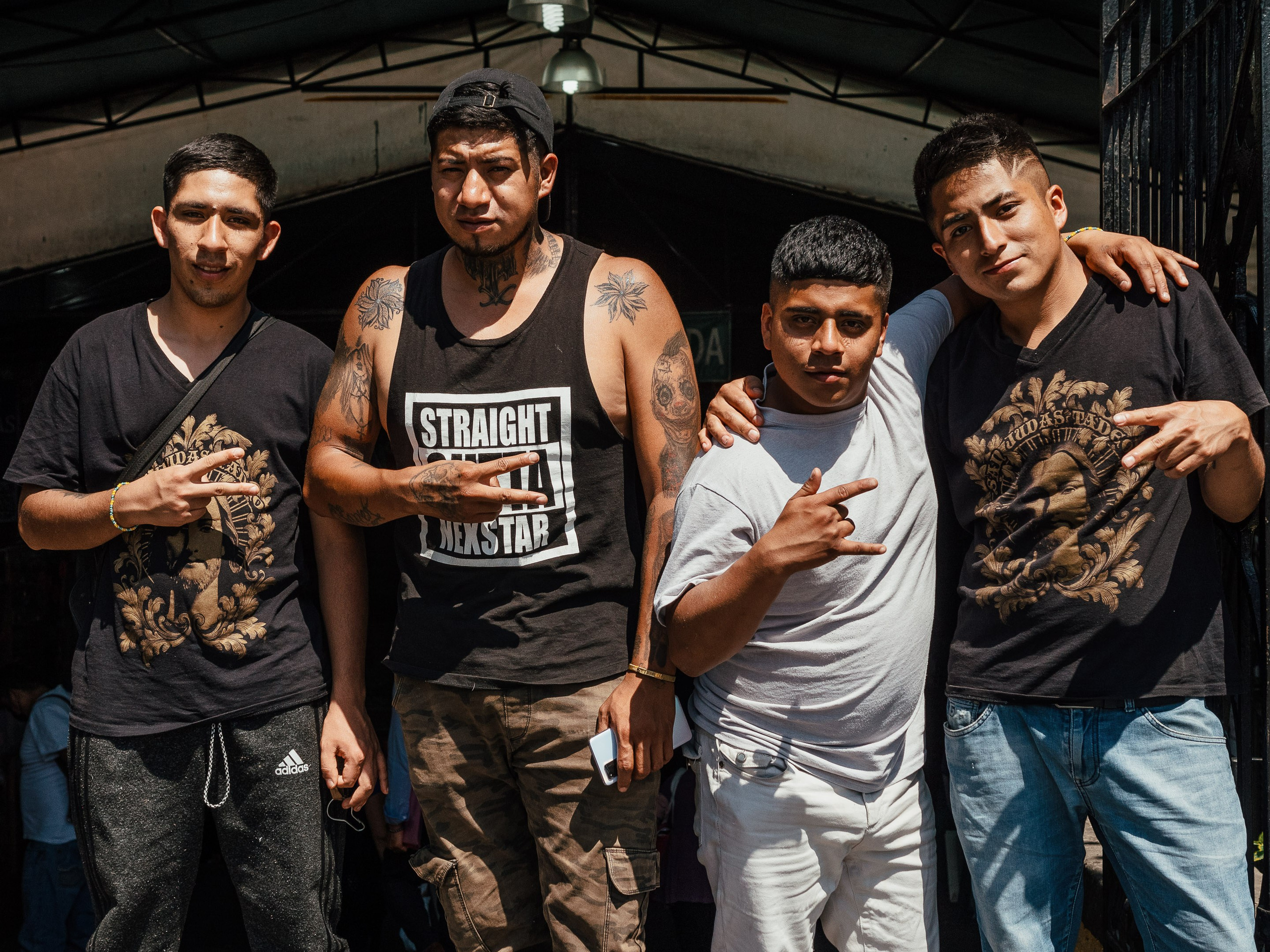 Celebración de San Judas Tadeo en la Iglesia de San Hipólito y San Casiano, Hidalgo, CDMX, México. Federico Borobio, fotografía callejera y documental.