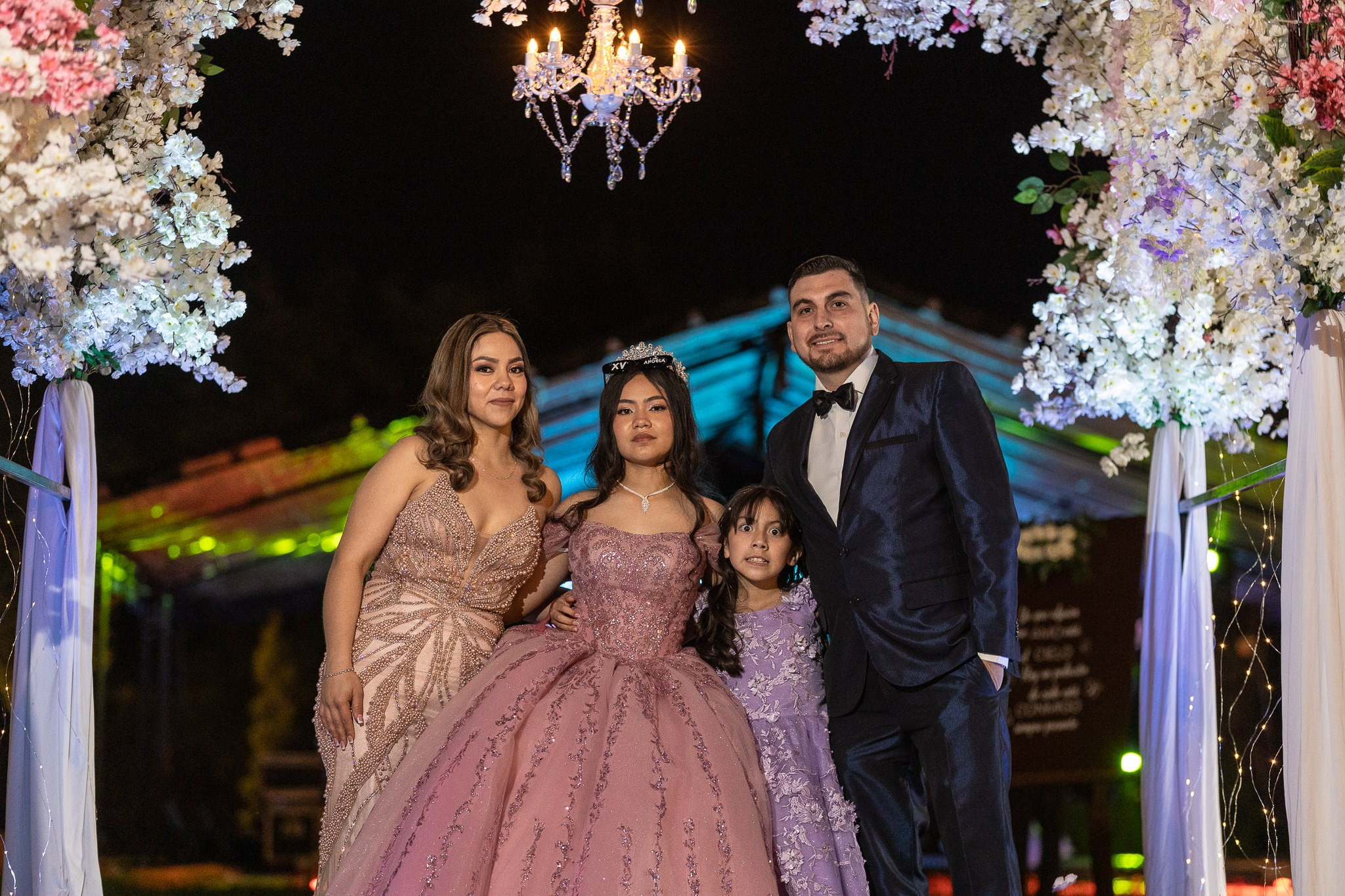 Ángela XV — Más que una celebración, una historia para contar. Lg Fotografia