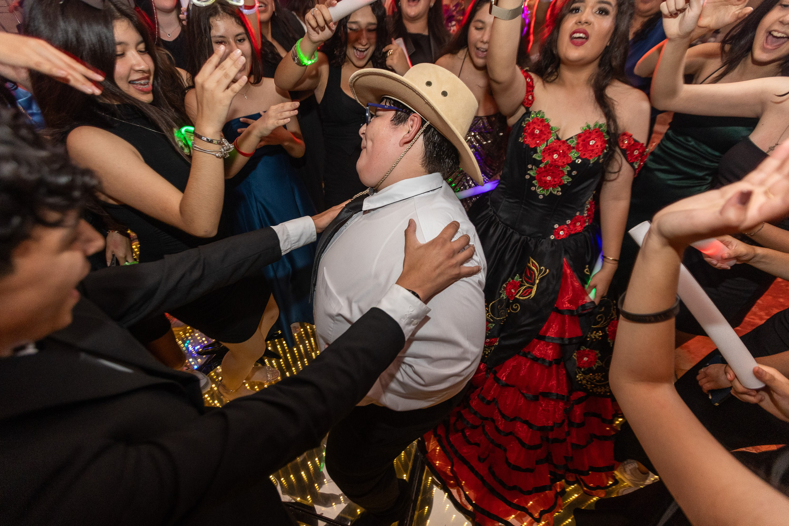 Rebecca… Una noche de elegancia, sueños y magia. Lg Fotografia
