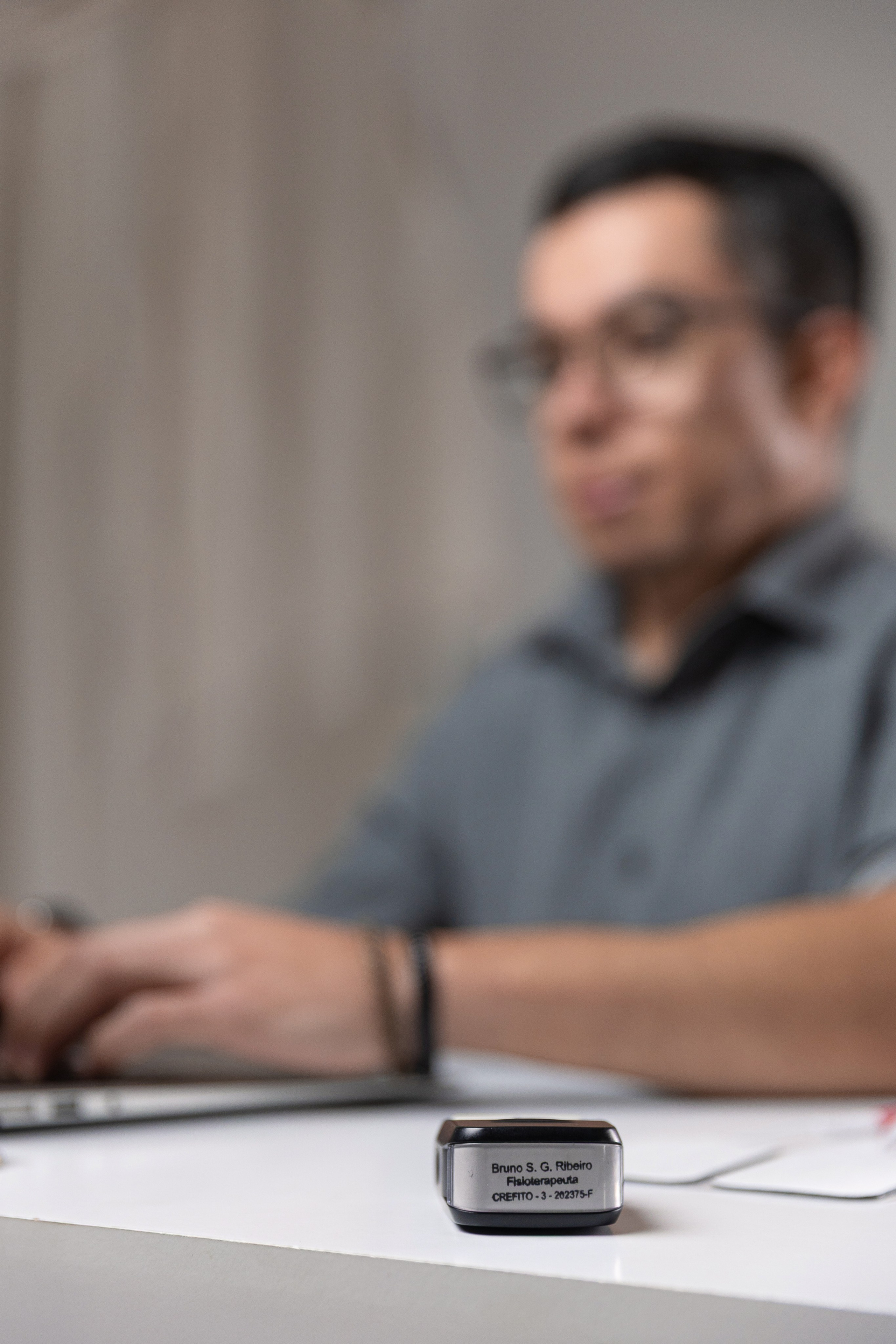 Ensaio corporativo em São Paulo para dentistas, advogados, Fisioterapeutas, advogadas, professores e profissionais liberais. Retratos profissionais que transmitem confiança, autoridade e credibilidade para fortalecer sua imagem.