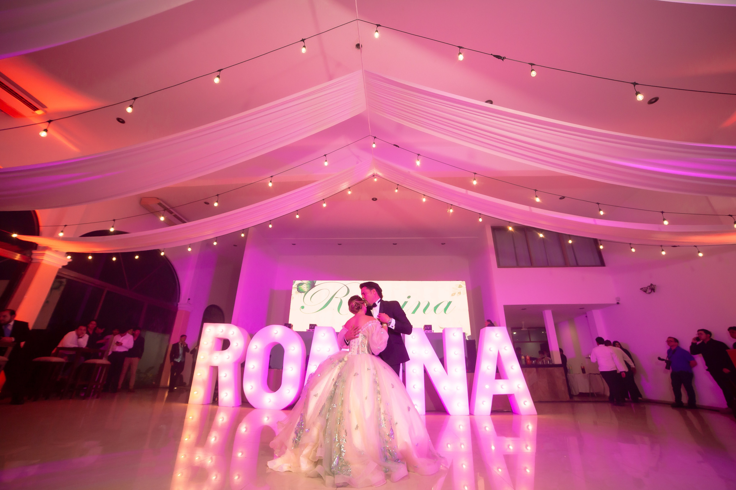 XV AÑOS ROMINA. Simón Enríquez Studio