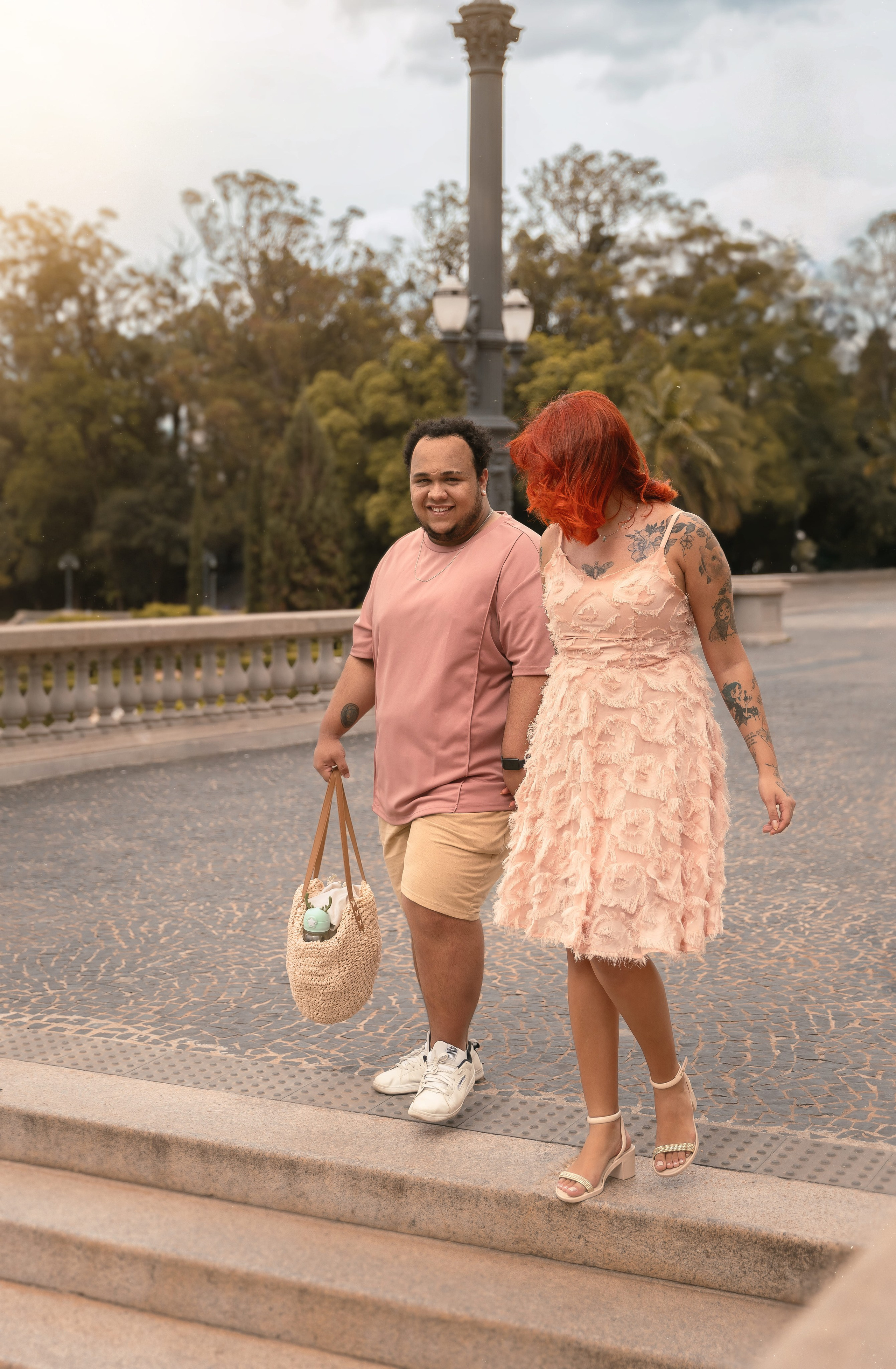 Fotografia externa no Parque da Independência, em São Paulo, para criar retratos leves e espontâneos. Um ensaio pensado para valorizar sua essência e autoestima.