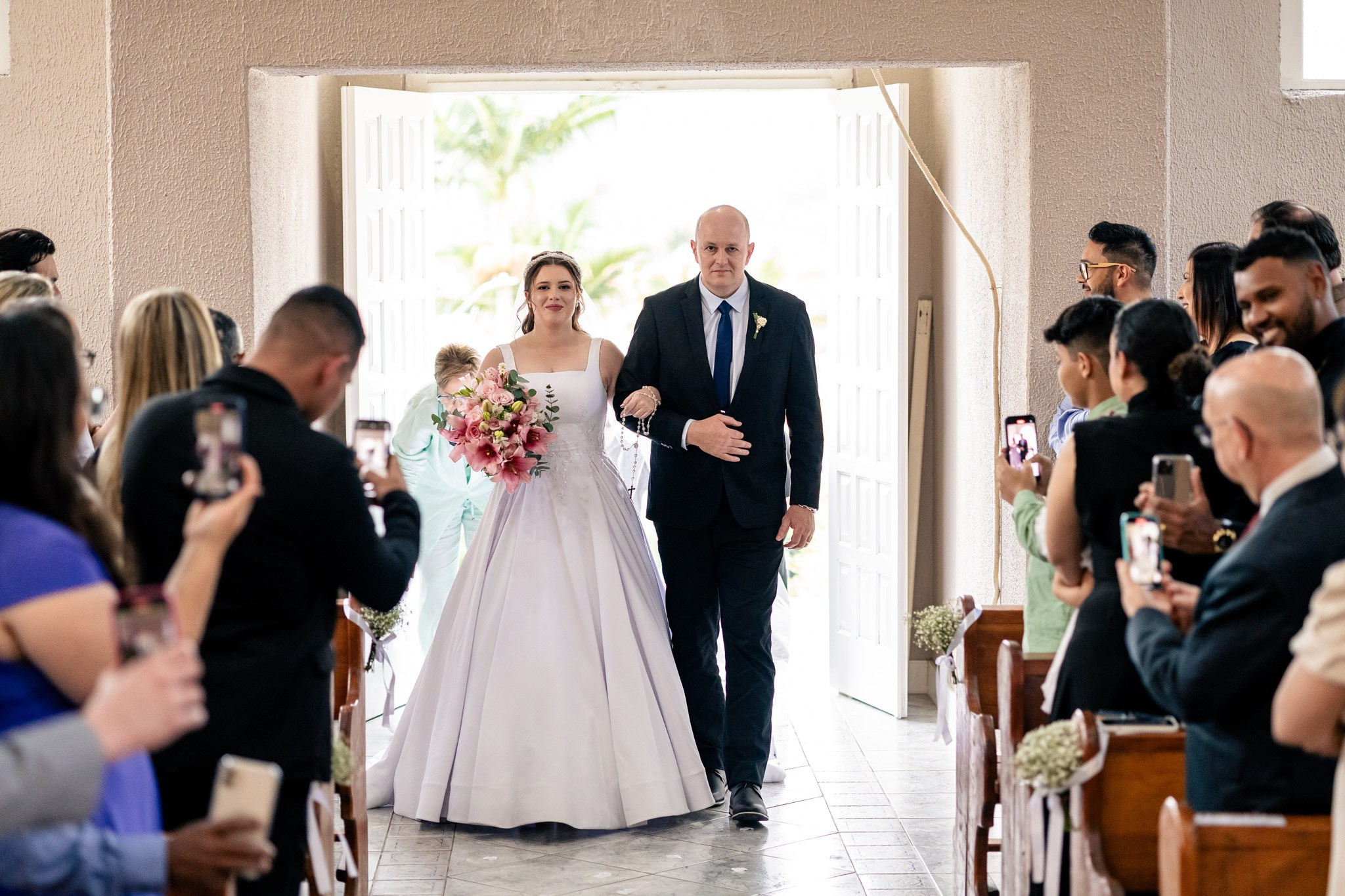 Ingrid e João. Meu nome é Thiago Coelho, sou fotógrafo de casamentos e eventos em geral