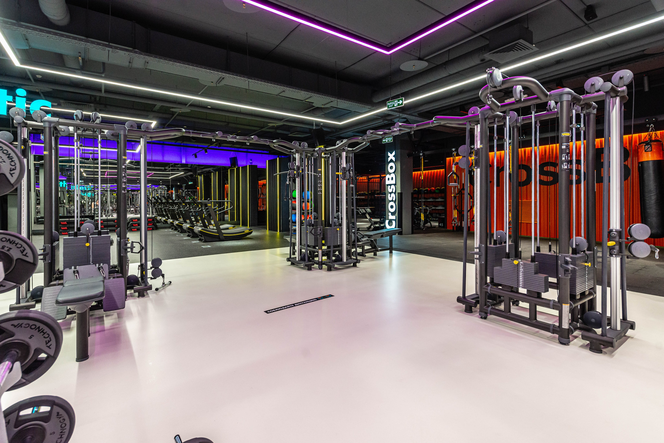 Фитнес-клуб DDX Fitness в Ростокино. ФОТОГРАФ МЕКСИКА КИНТАНА-РОО