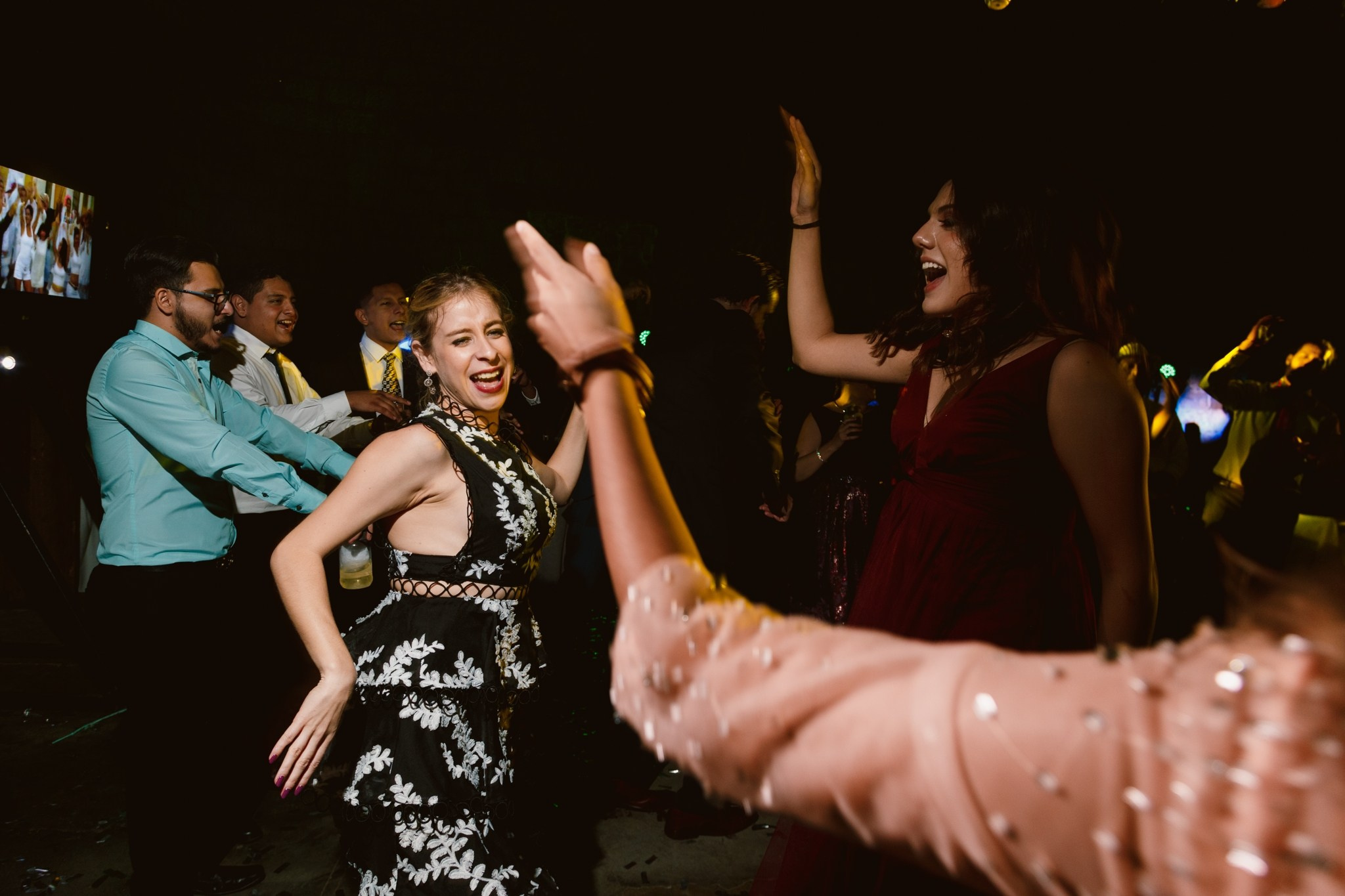 Sofía y Diego: Boda en San Luis Potosí - Parque norte. Fotógrafo de bodas