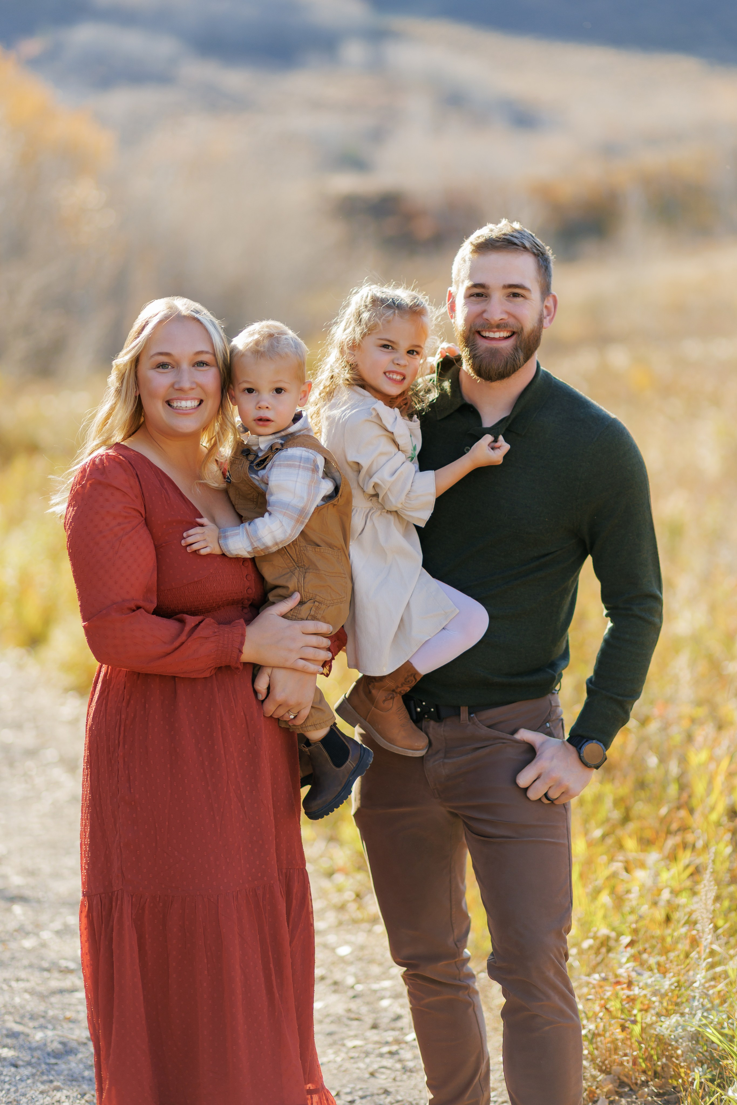 Family time. Photographer Elvira Hryshchenko