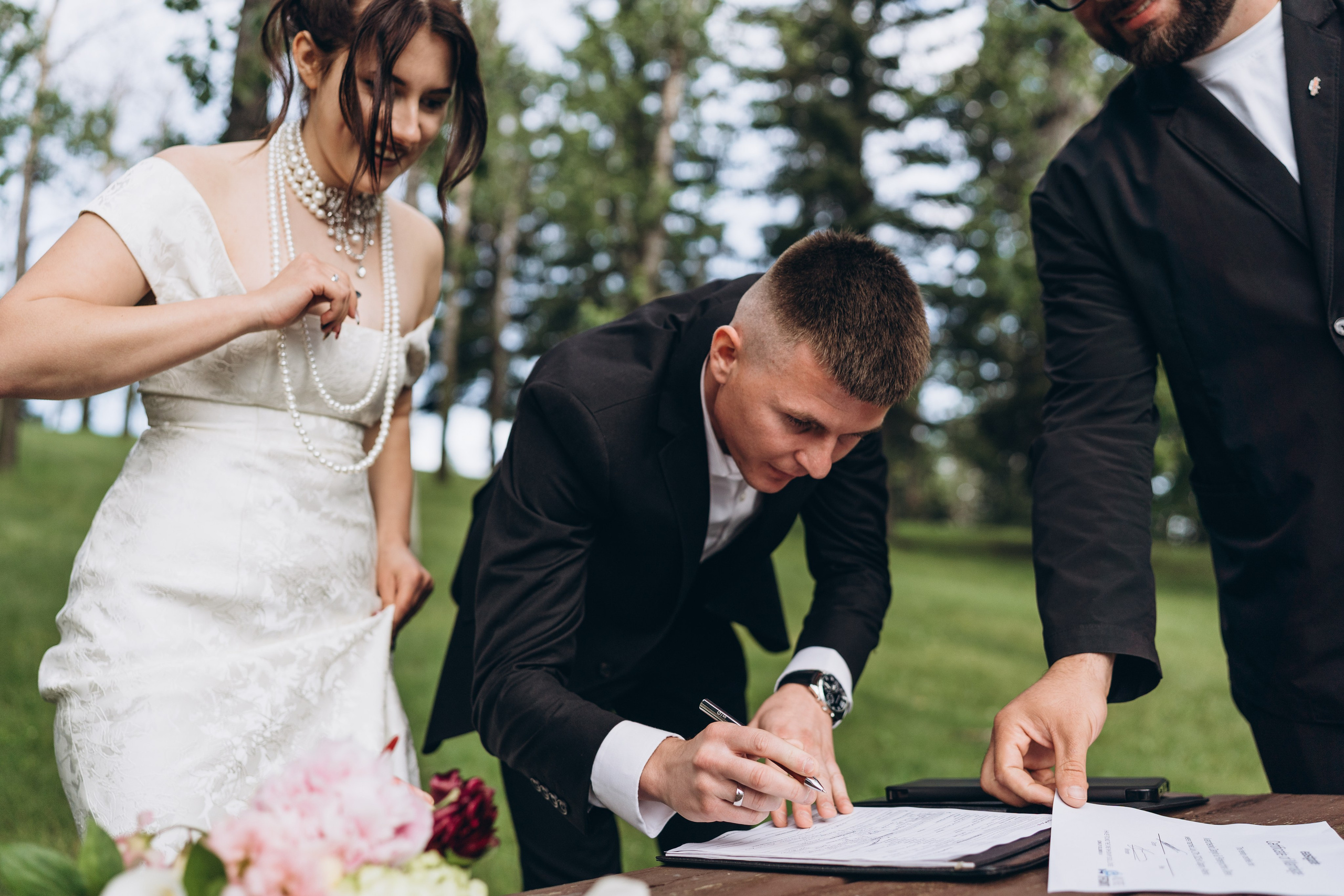 Olena & Danylo. Calgary Wedding & Lifestyle Photographer — Yevhen Polishchuk