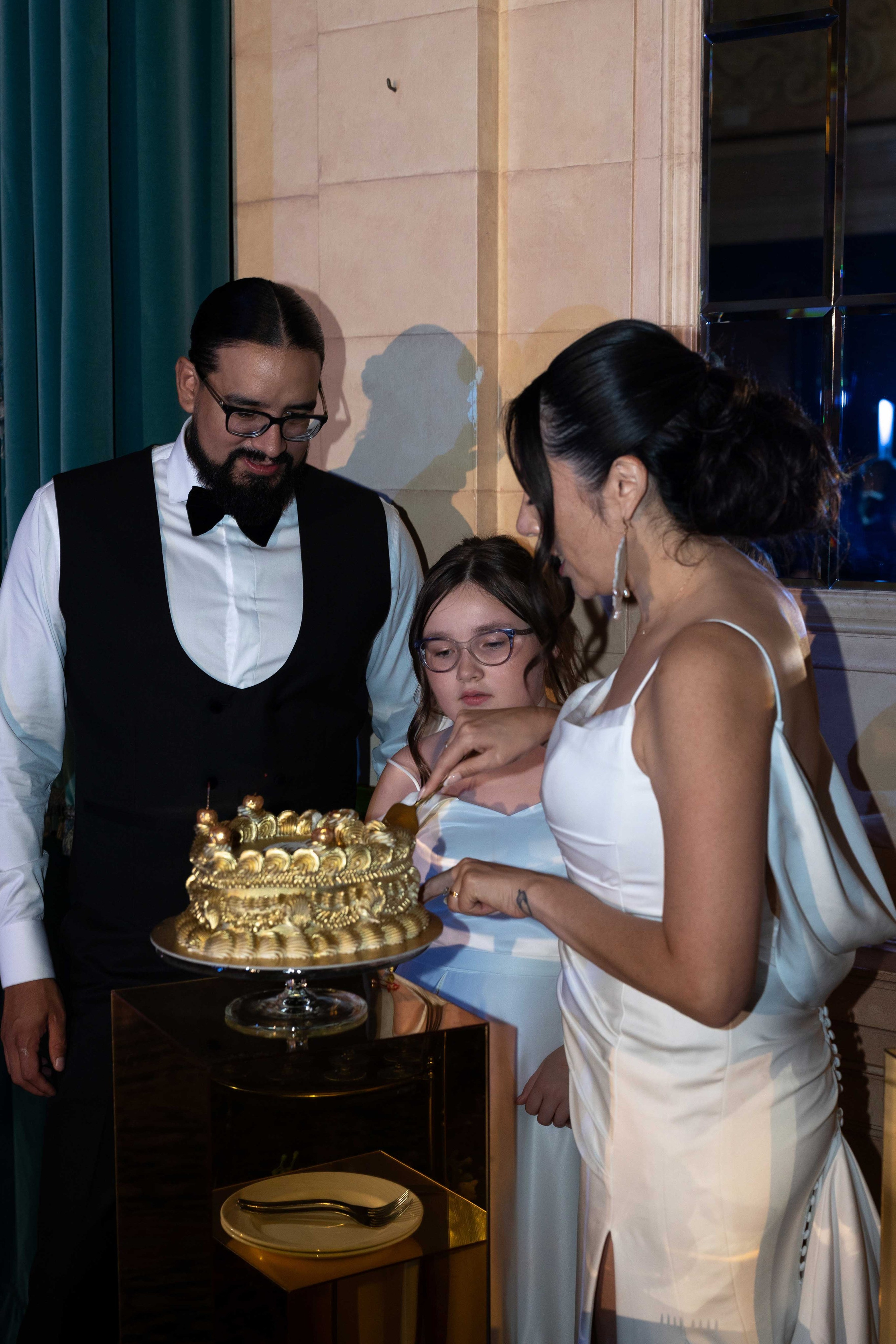 Danielle & Blake (The Fort Garry). Wedding Photographer in Winnipeg — Cinematic & Timeless by Vitiuk Photography