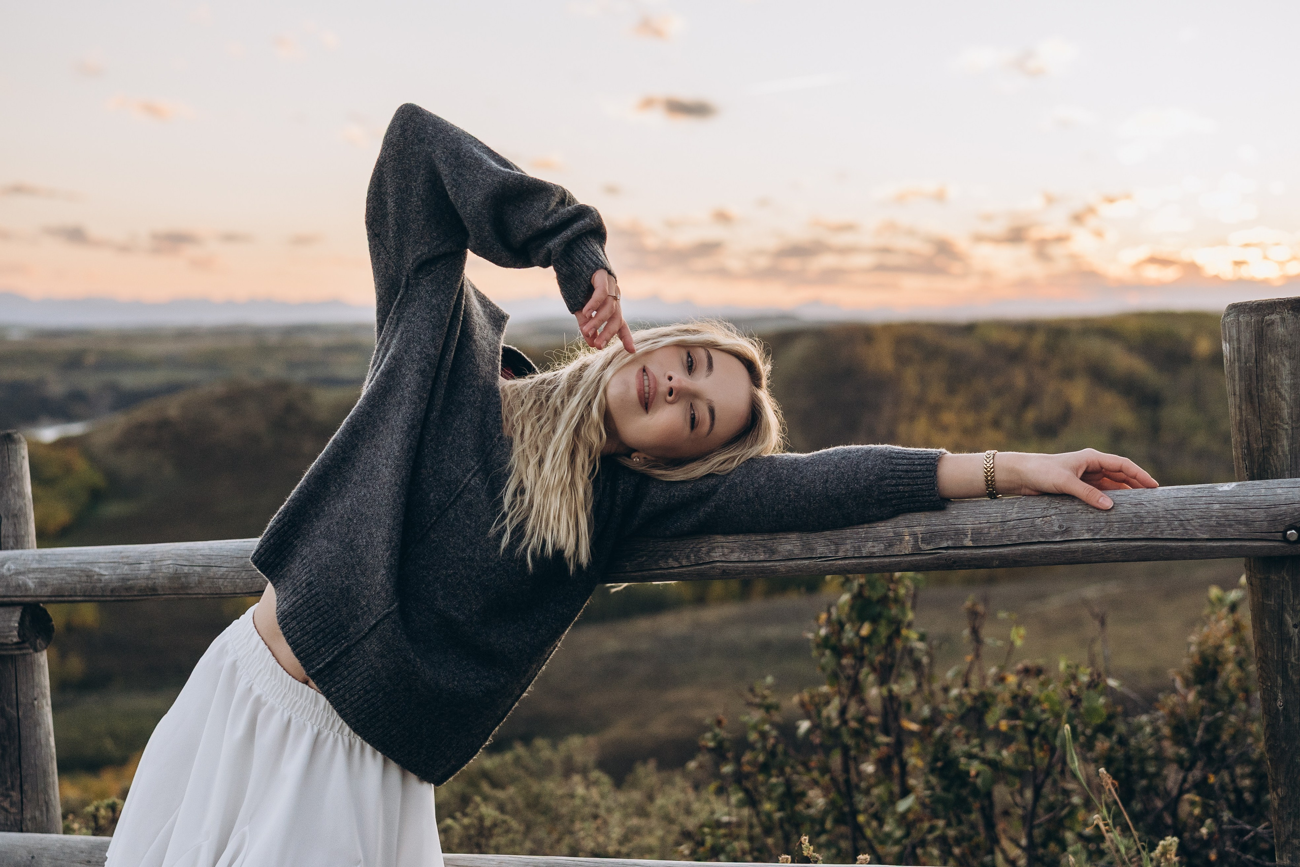 Jane. Calgary Wedding & Lifestyle Photographer — Yevhen Polishchuk