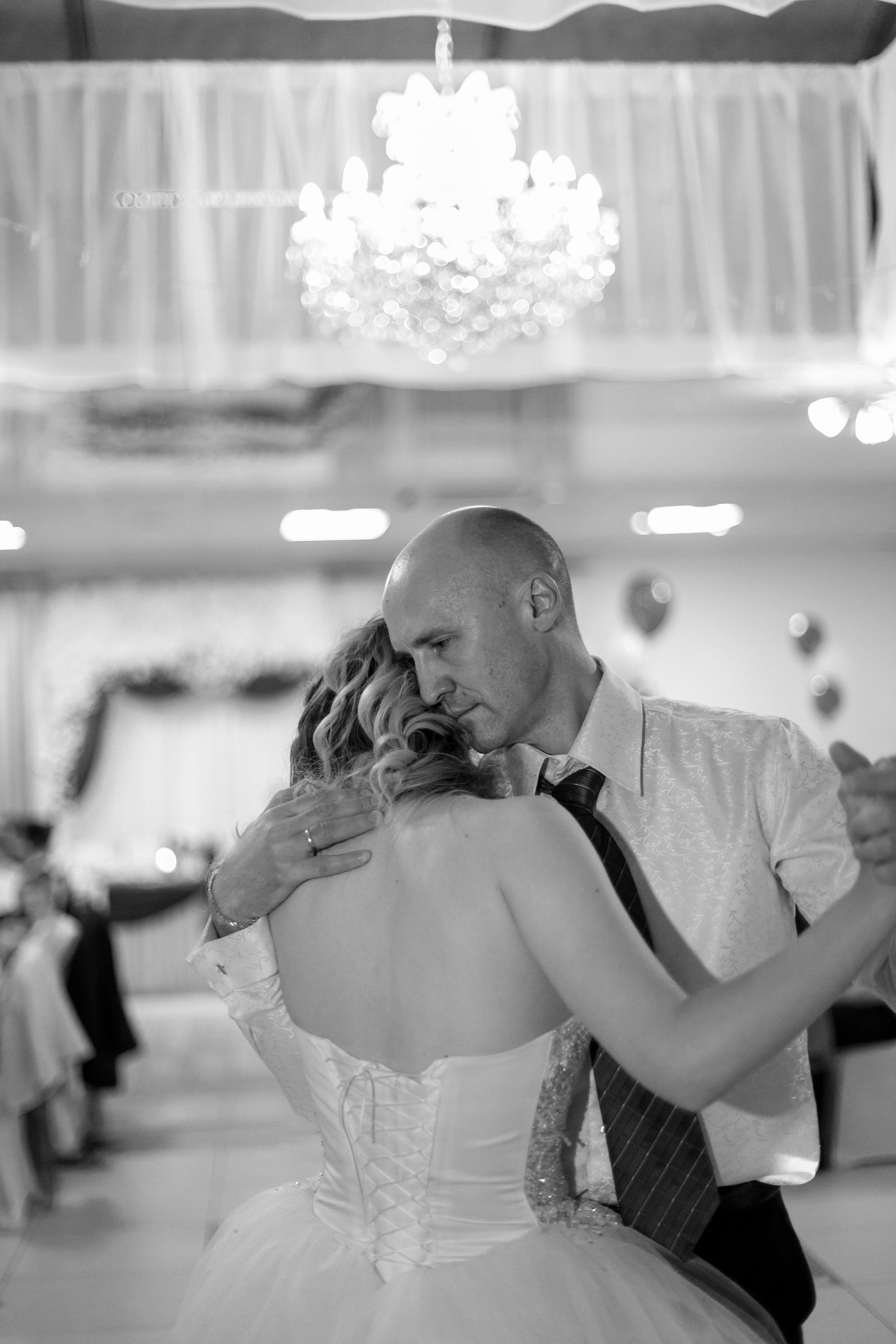 Weddings & Love Stories. VG Studio Light I Commercial, Branding & Family Photography in Kingston, ON