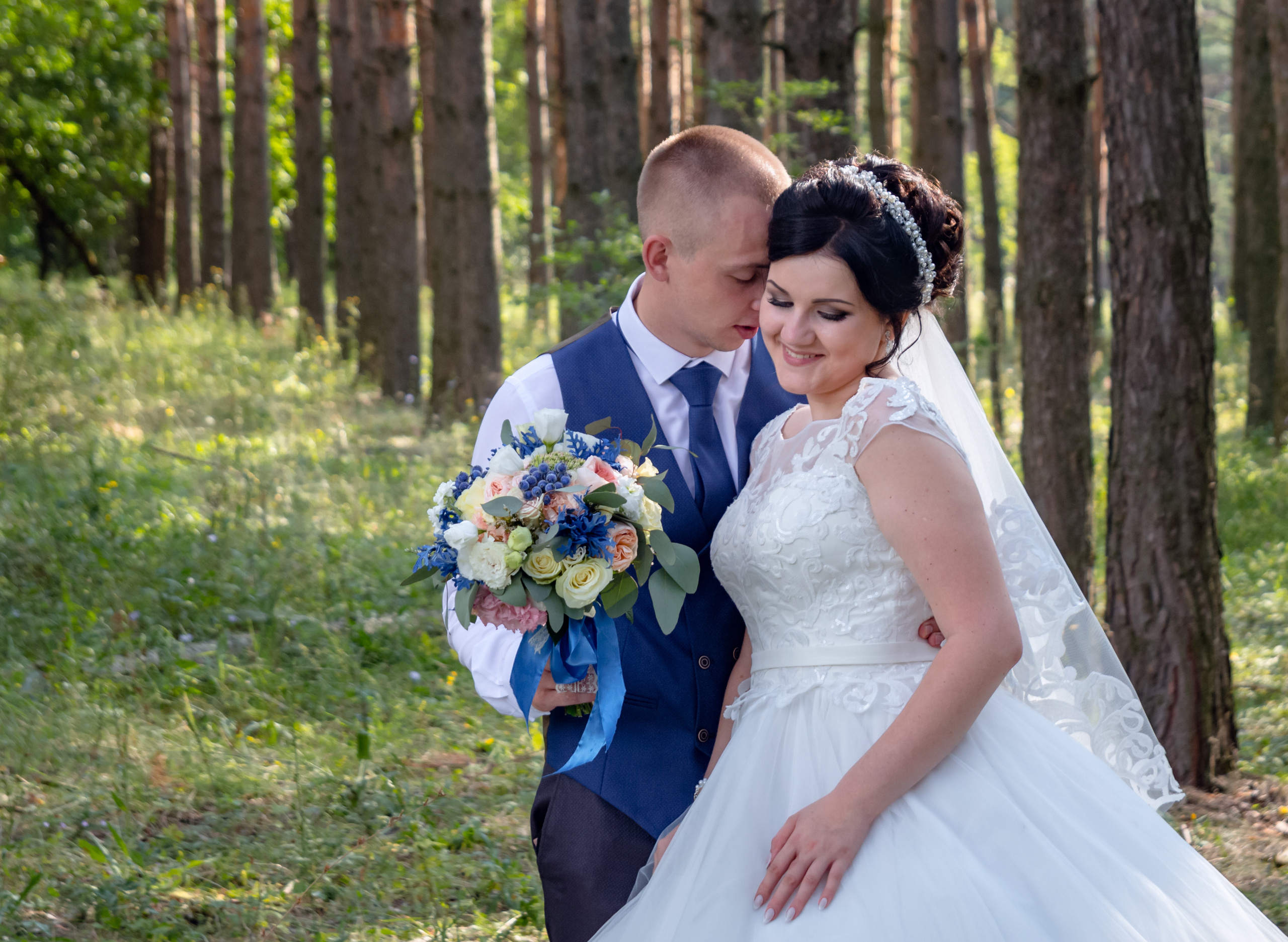 Weddings & Love Stories. VG Studio Light I Commercial, Branding & Family Photography in Kingston, ON