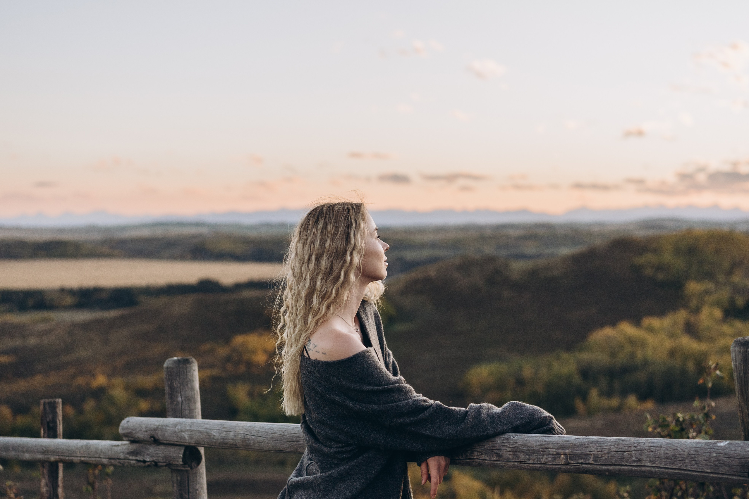 Jane. Calgary Wedding & Lifestyle Photographer — Yevhen Polishchuk