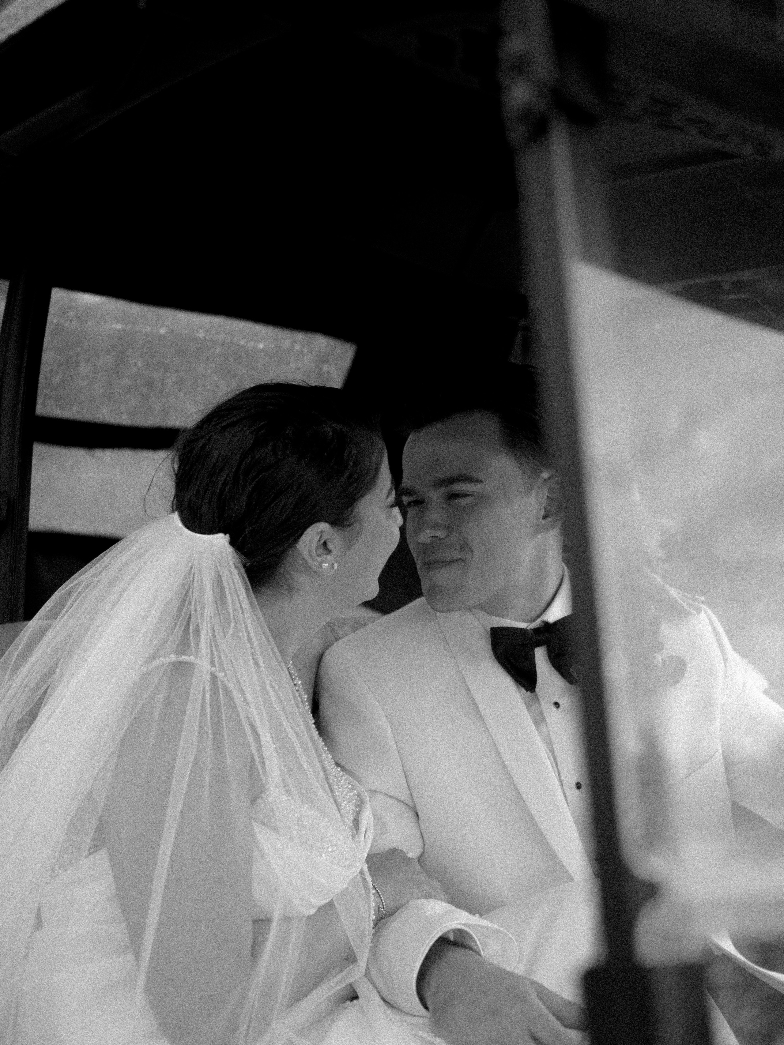Wedding of Cassandra and Loïc in Beaconsfield, Montreal. Montreal Wedding Photographer — Muriel Oe Photo