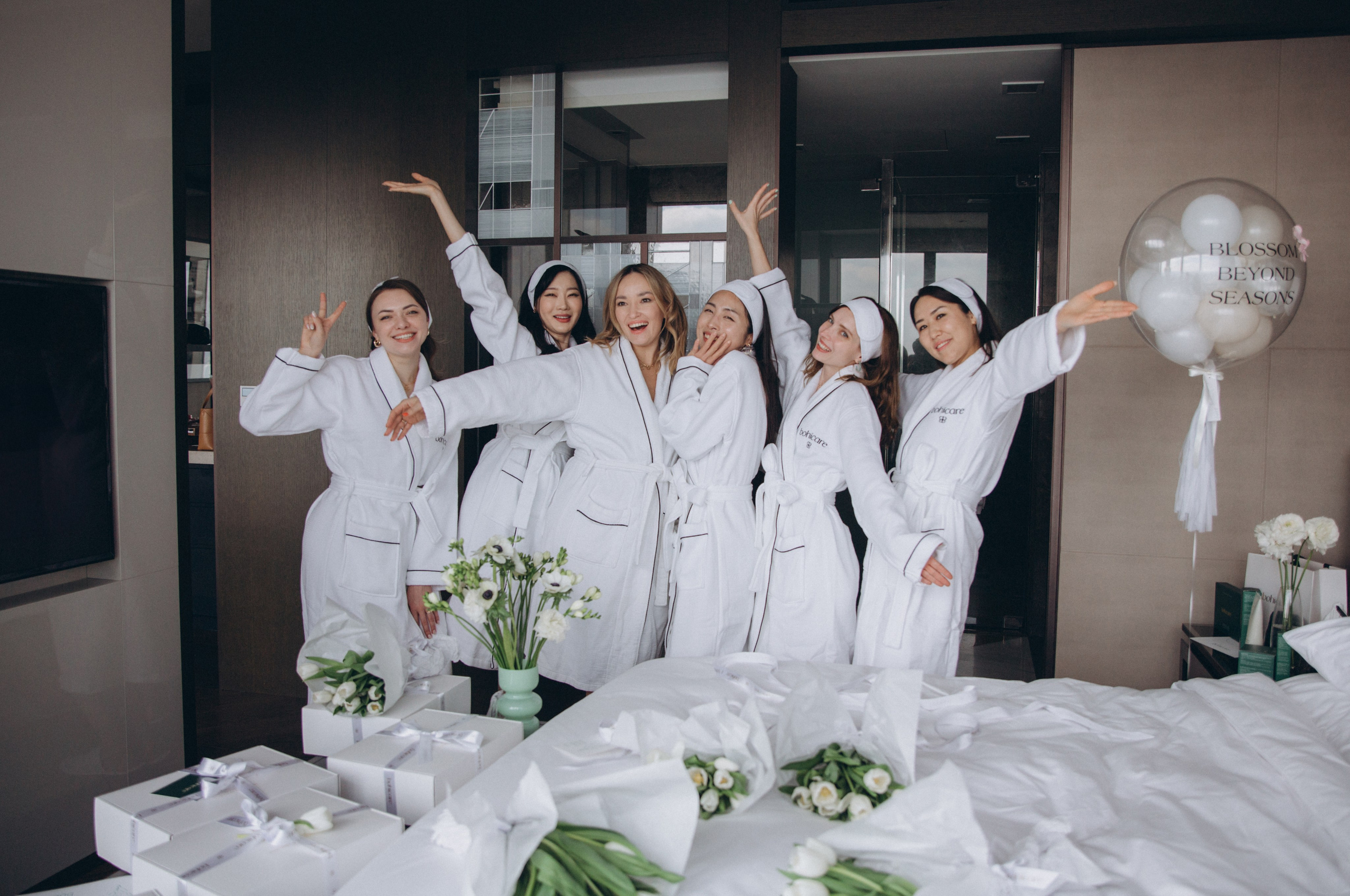 Grand Hyatt Seoul (bohicare). Portrait photographer in South Korea Olga Lian