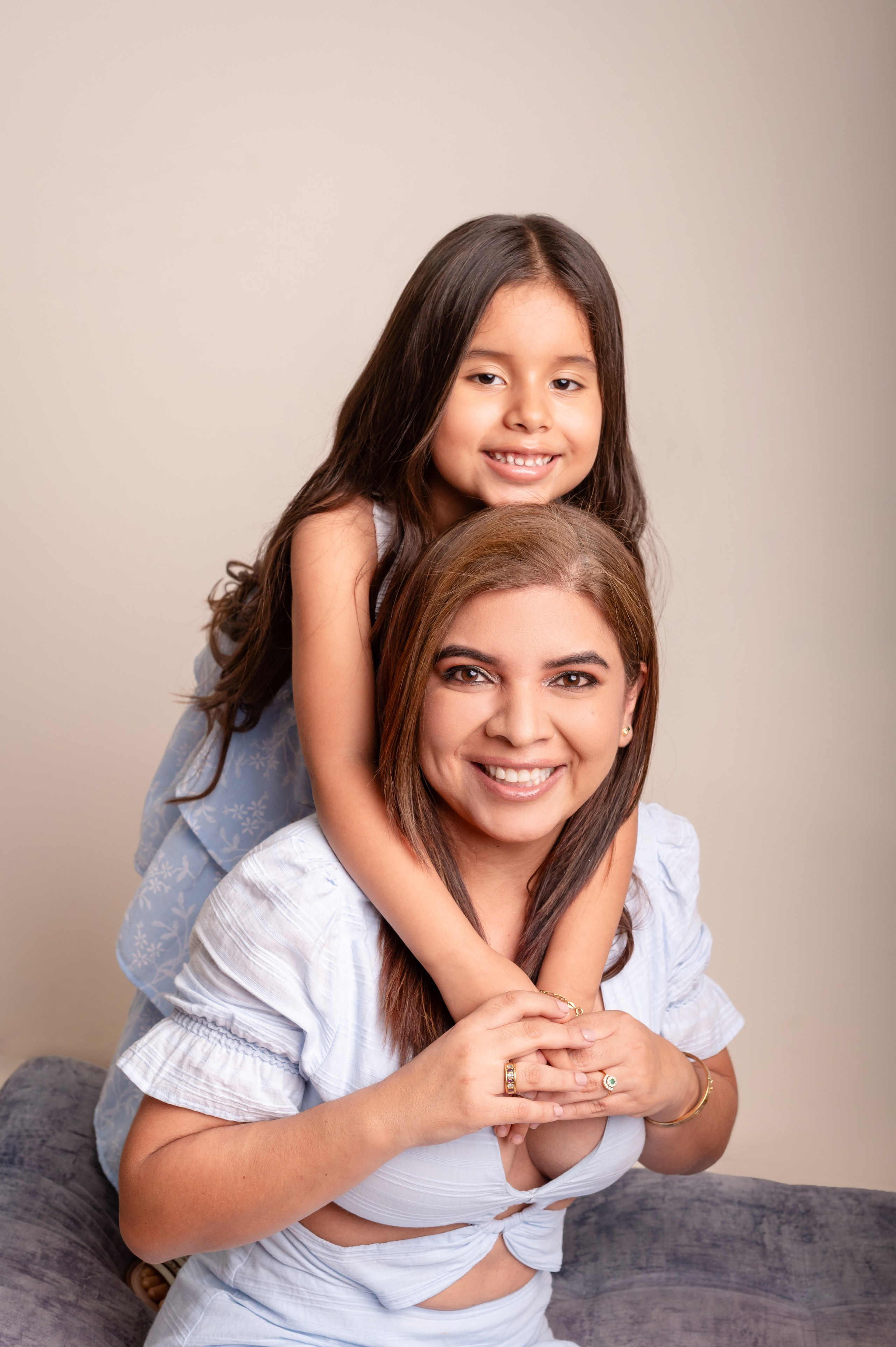 Fotos de estudio con Familias!. Www.dresalgadophoto.com