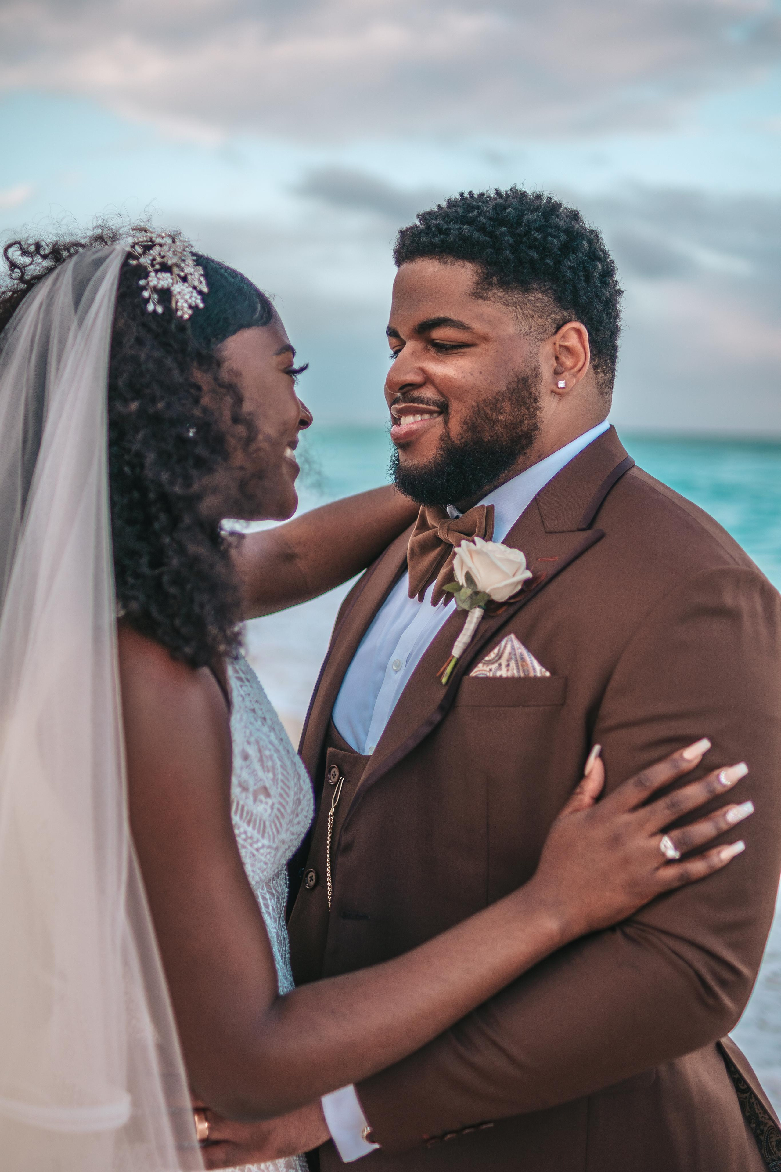 Stunning cloudy-day wedding portraits – Tulum beach photography