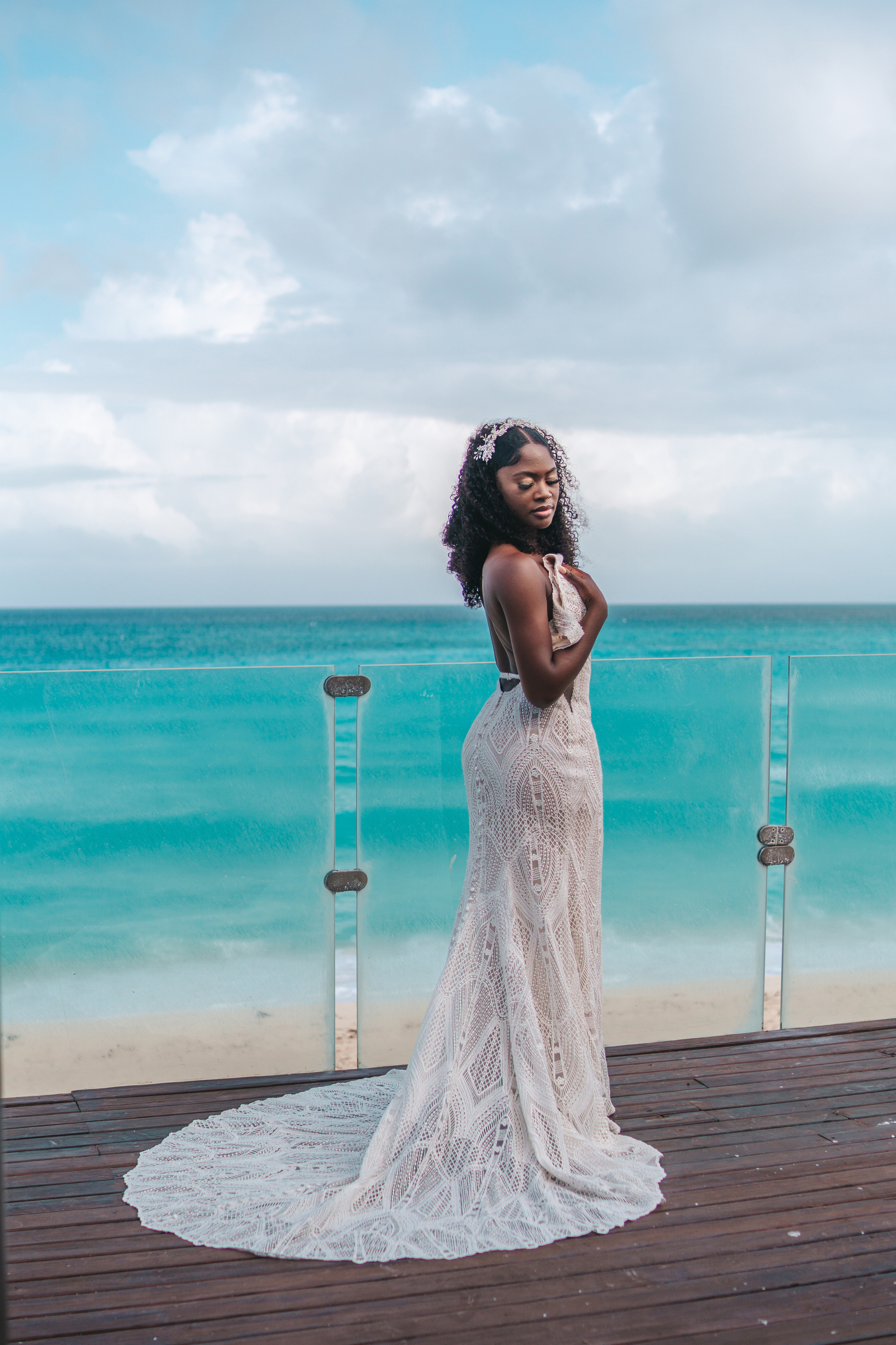 Bride’s emotional moment before ceremony captured professionally