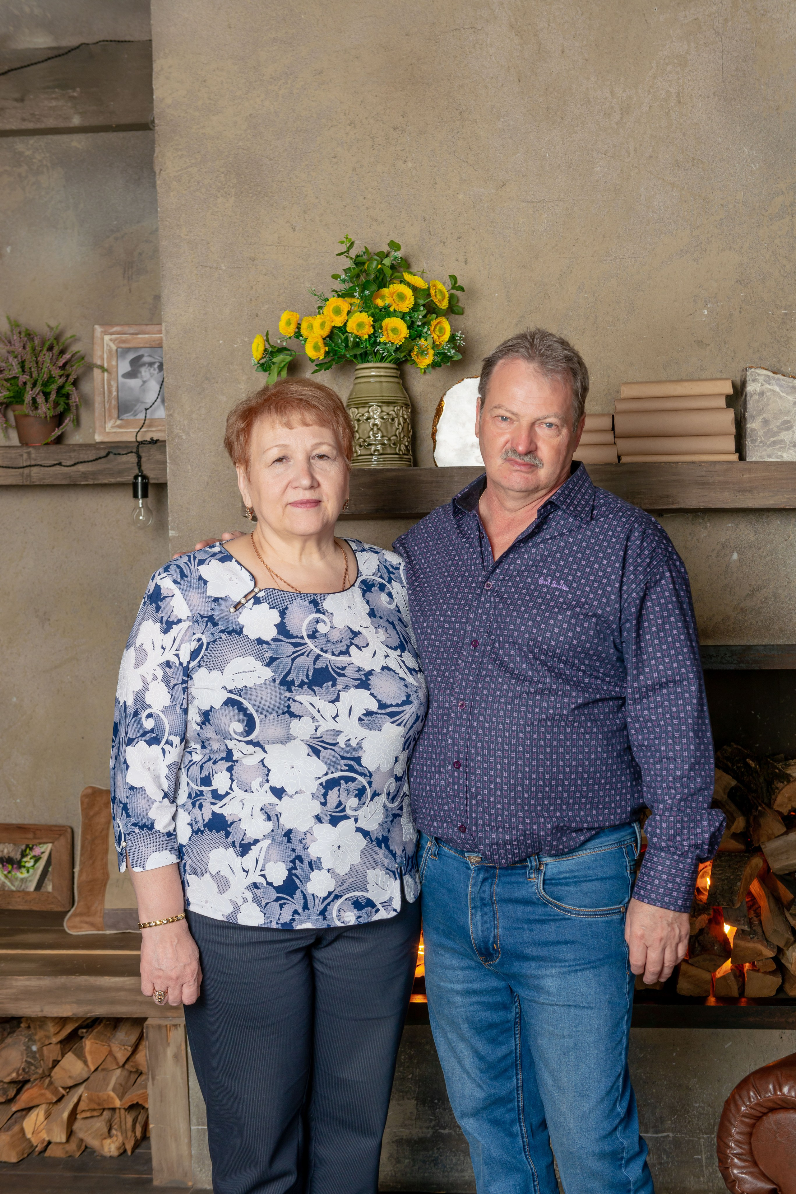 Photosession of a married couple in the studio. PHOTOGRAPHER QUINTANA ROO