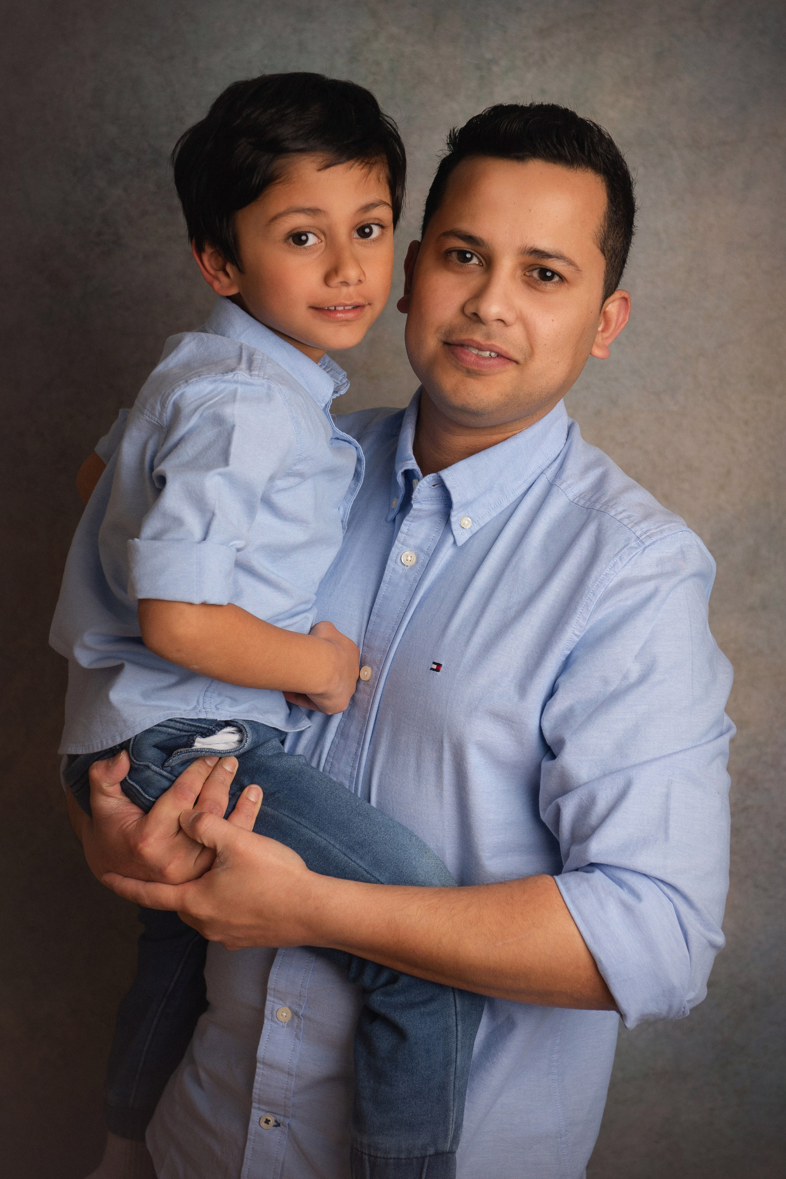 FAMILY / MATERNITY. Ottawa Newborn and Baby Newborn Photographer Elena Helali