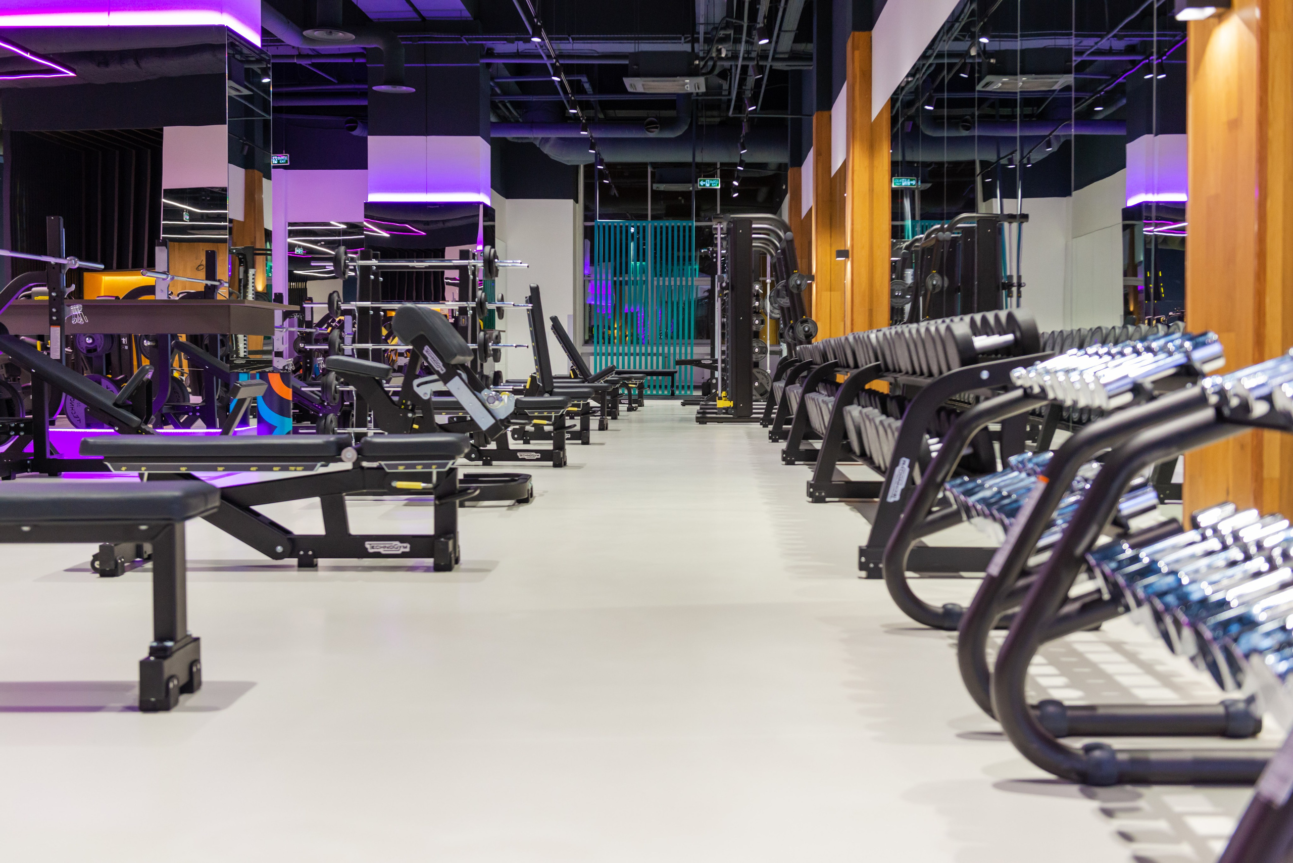 Фитнес-клуб DDX Fitness в ТЦ Июнь Мытищи. PHOTOGRAPHER QUINTANA ROO