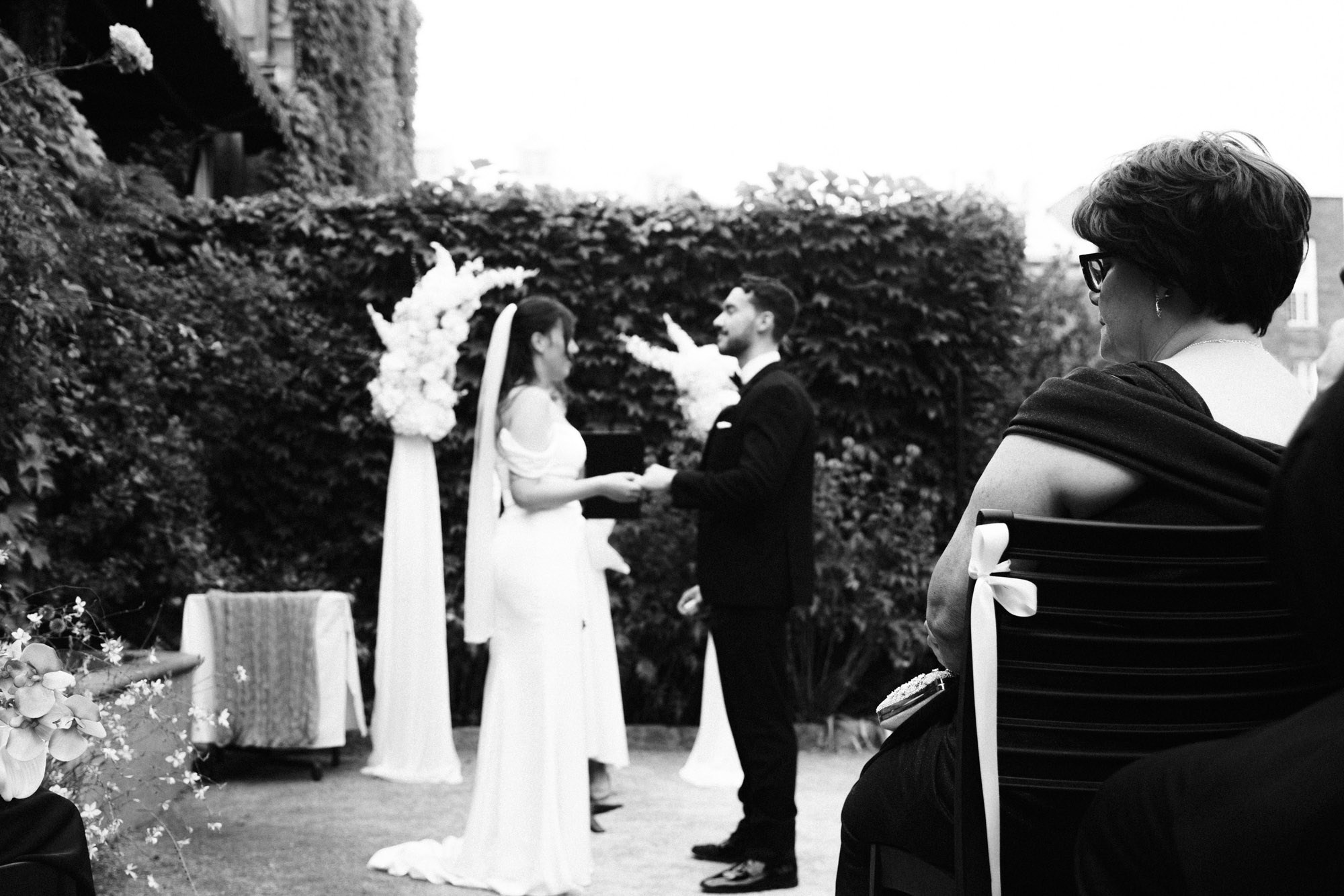 Montreal Intimate Wedding Photographer | Anna Gabitova