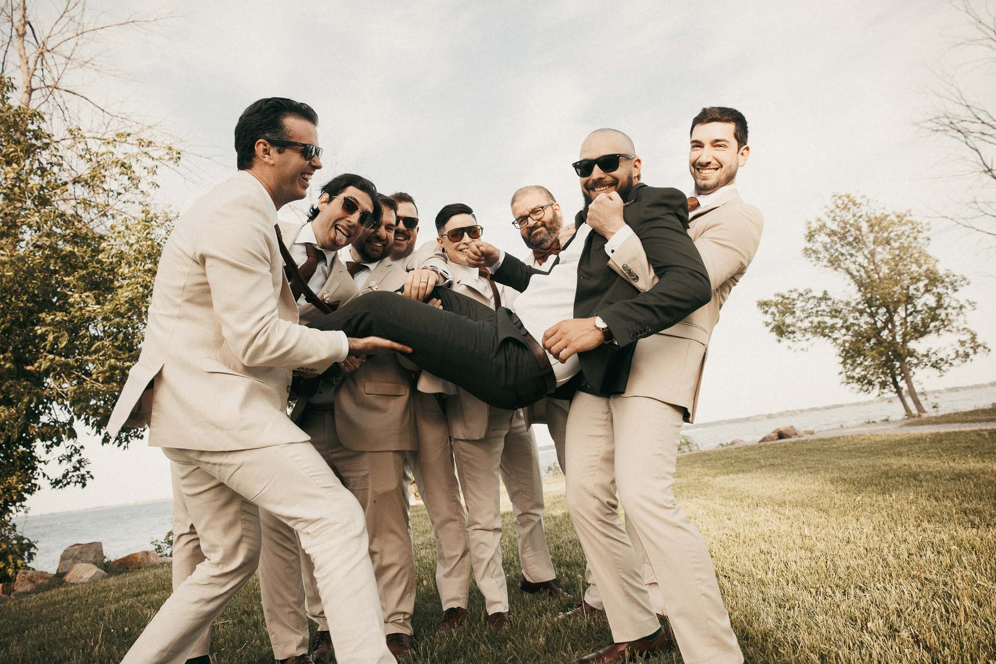 Montreal Intimate Wedding Photographer | Anna Gabitova