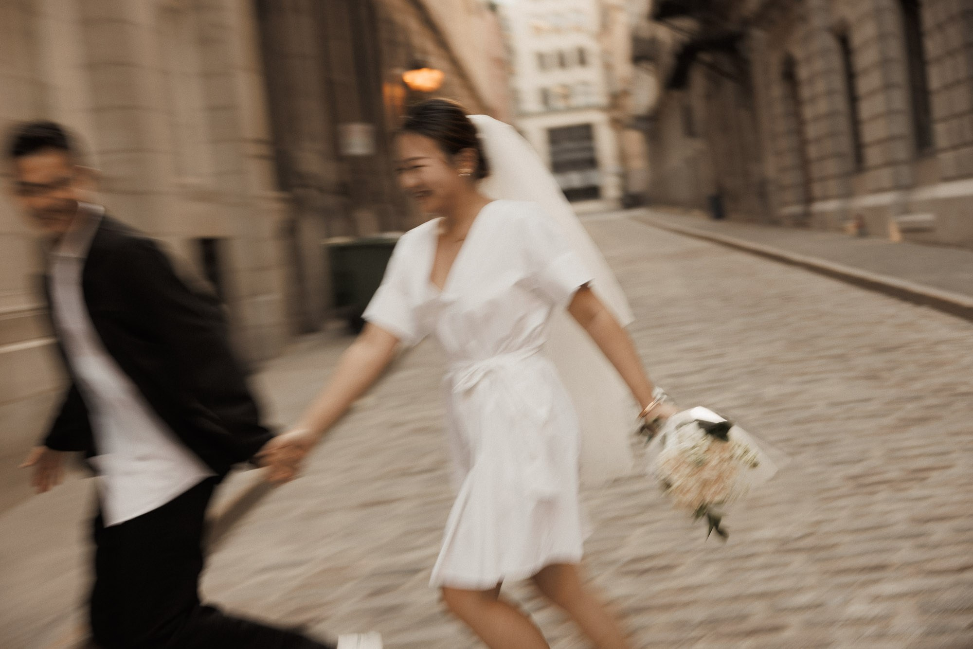 Montreal Intimate Wedding Photographer | Anna Gabitova