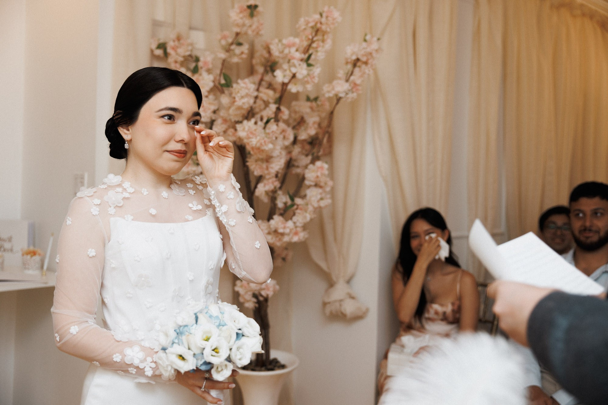 Montreal Intimate Wedding Photographer | Anna Gabitova