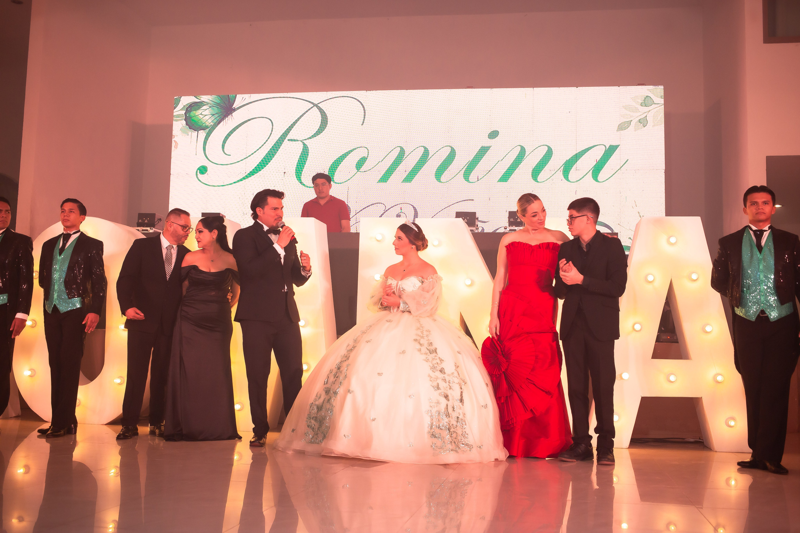 XV AÑOS ROMINA. Simón Enríquez Studio