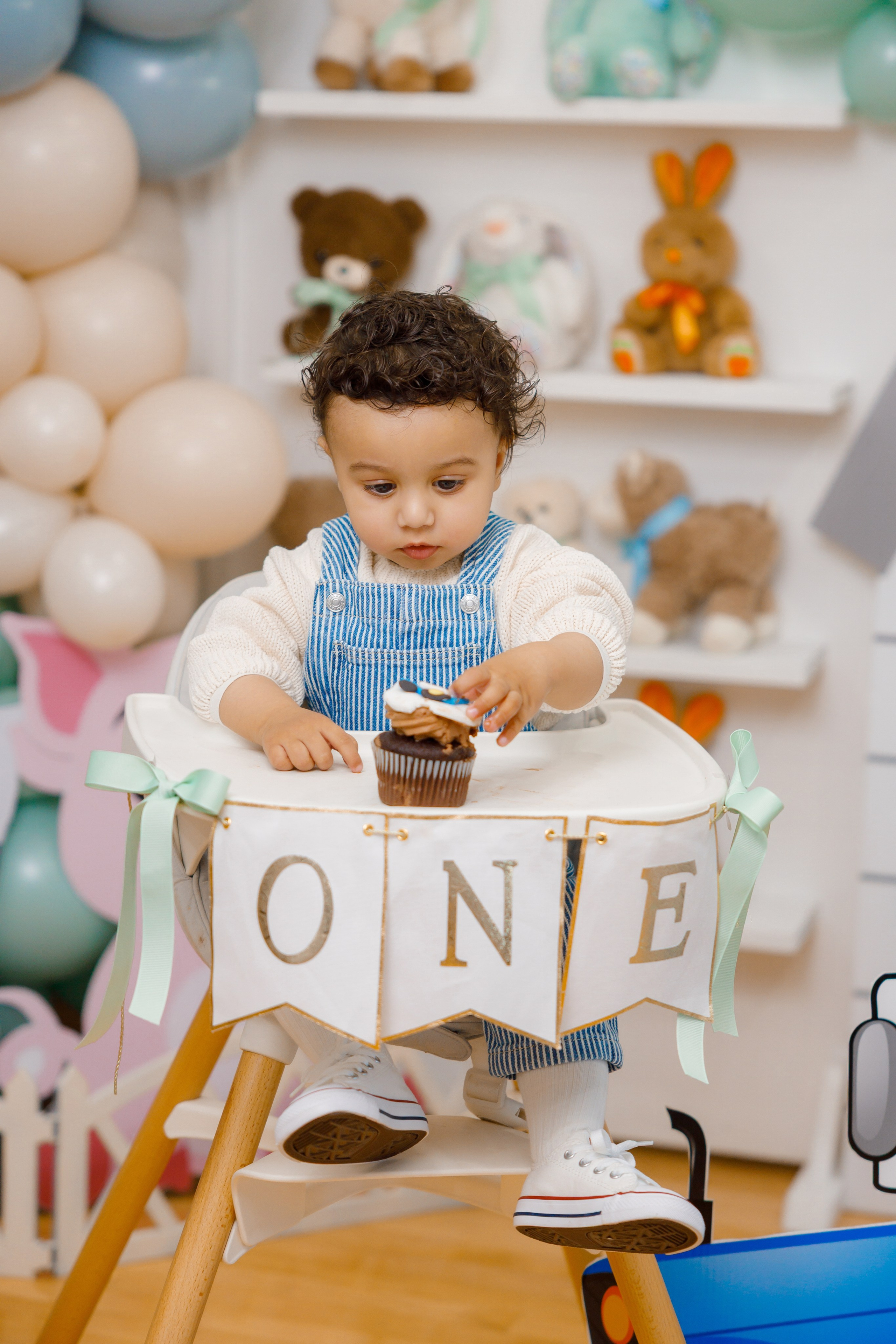 Fateh’s 1st birthday. Photographer Elvira Hryshchenko