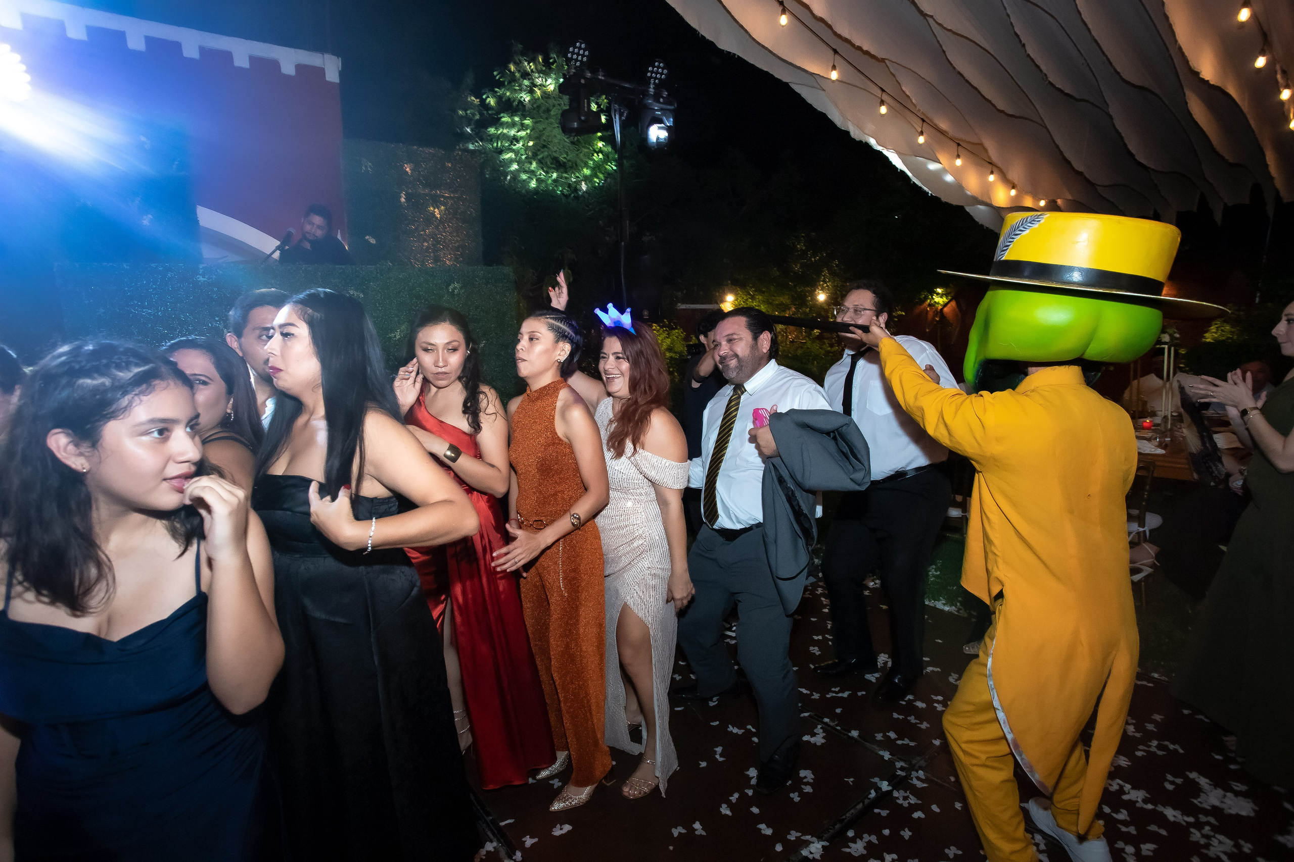 Delta & Cesar. Simón Enríquez Studio