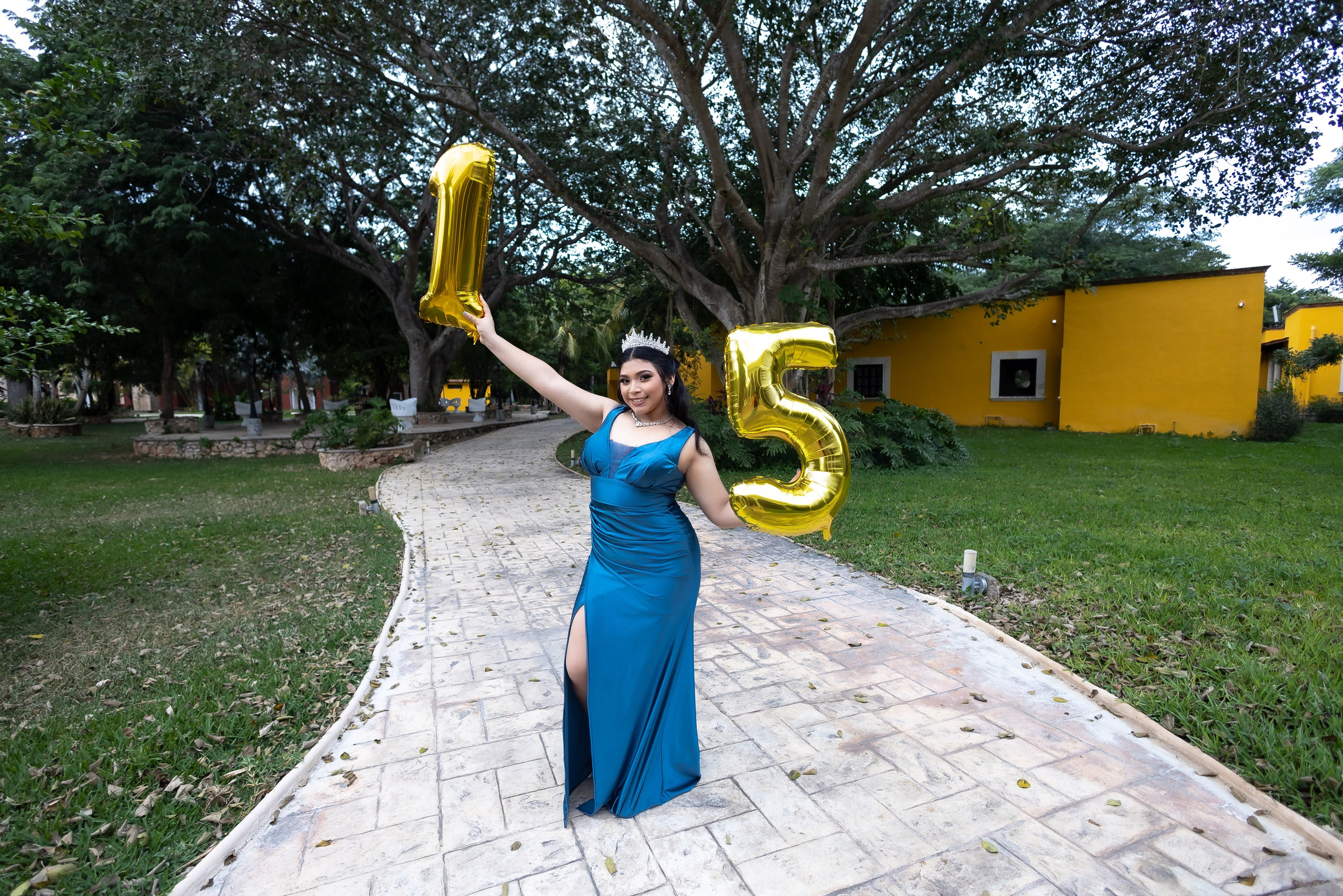 Sesión XV años Dannae. Simón Enríquez Studio